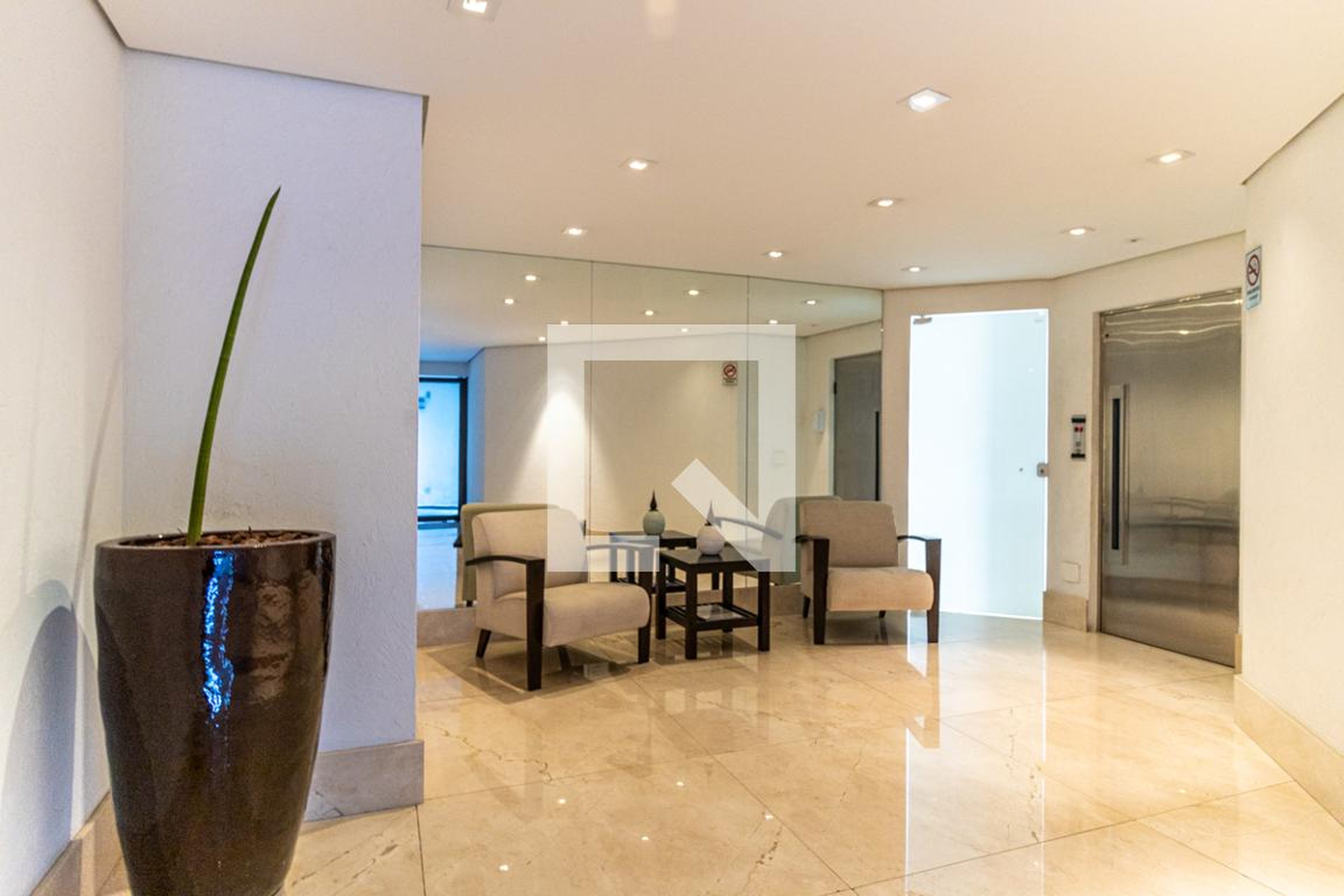 Hall Social - Cartier