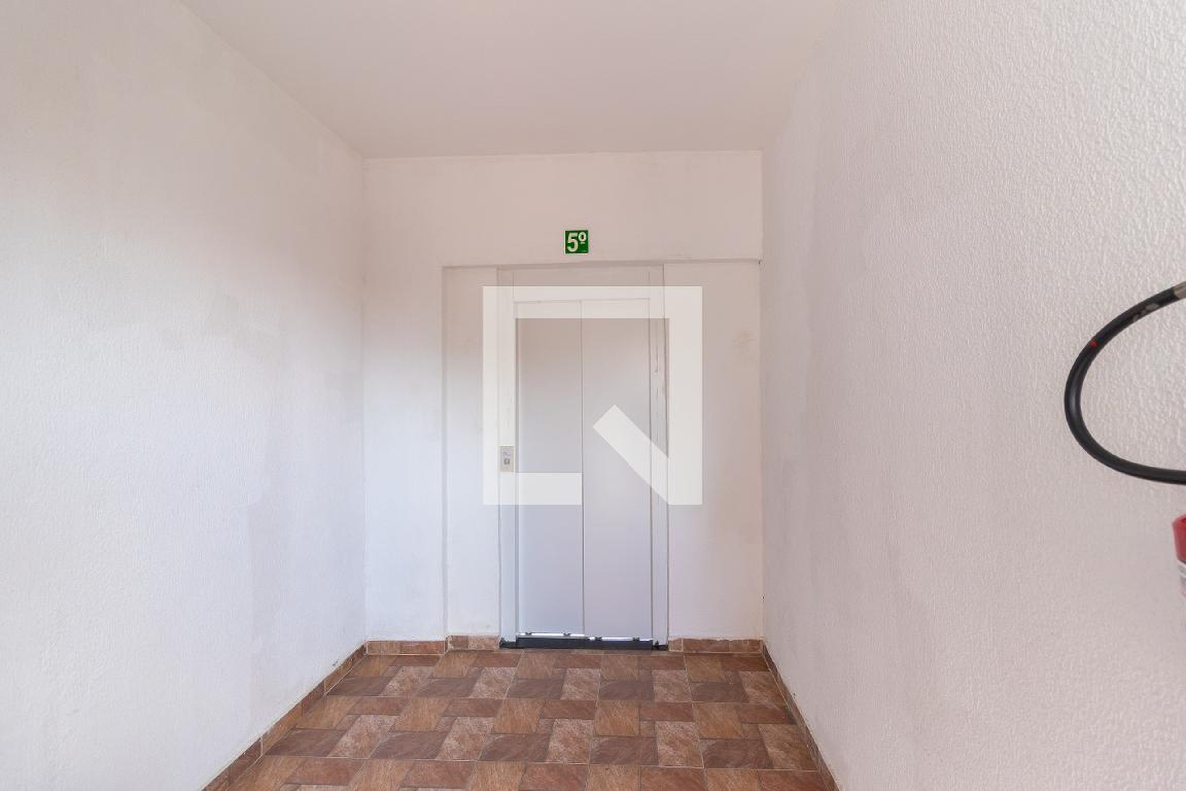 Elevador - Residencial Pinheiro Preto