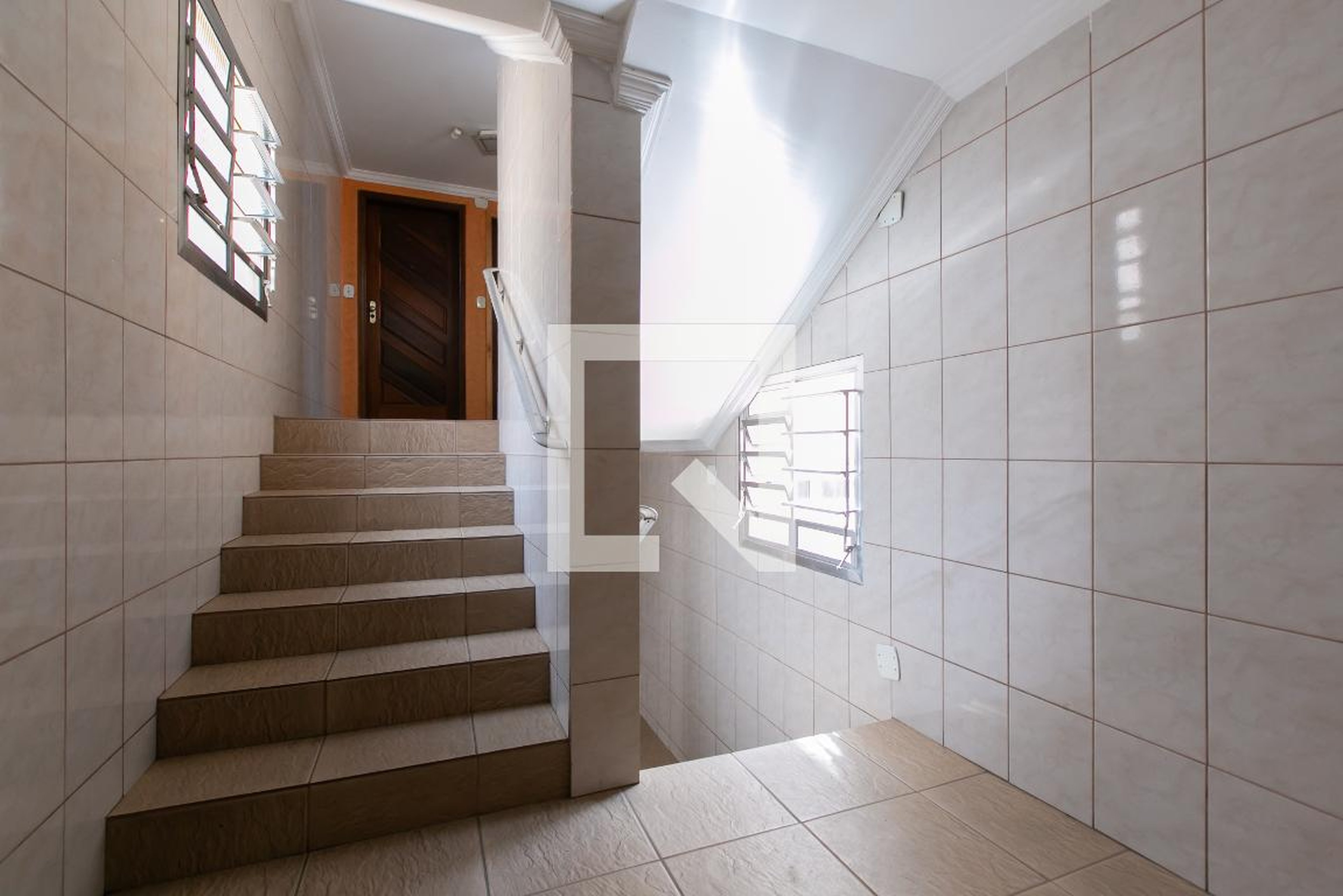 Hall de Entrada - Coniferas III