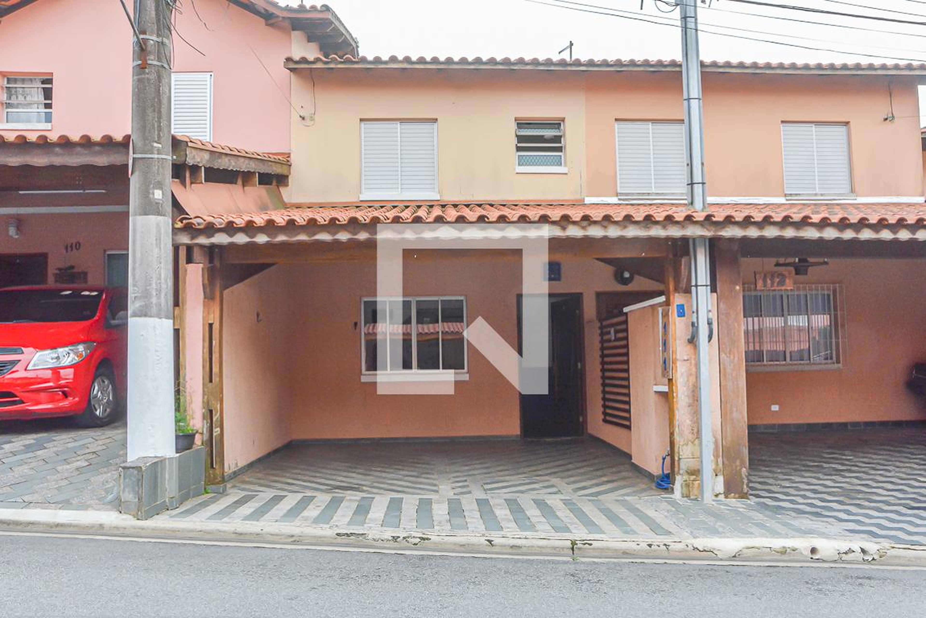 Fachada Condomínio em Rua Giuseppe Uliani, 111