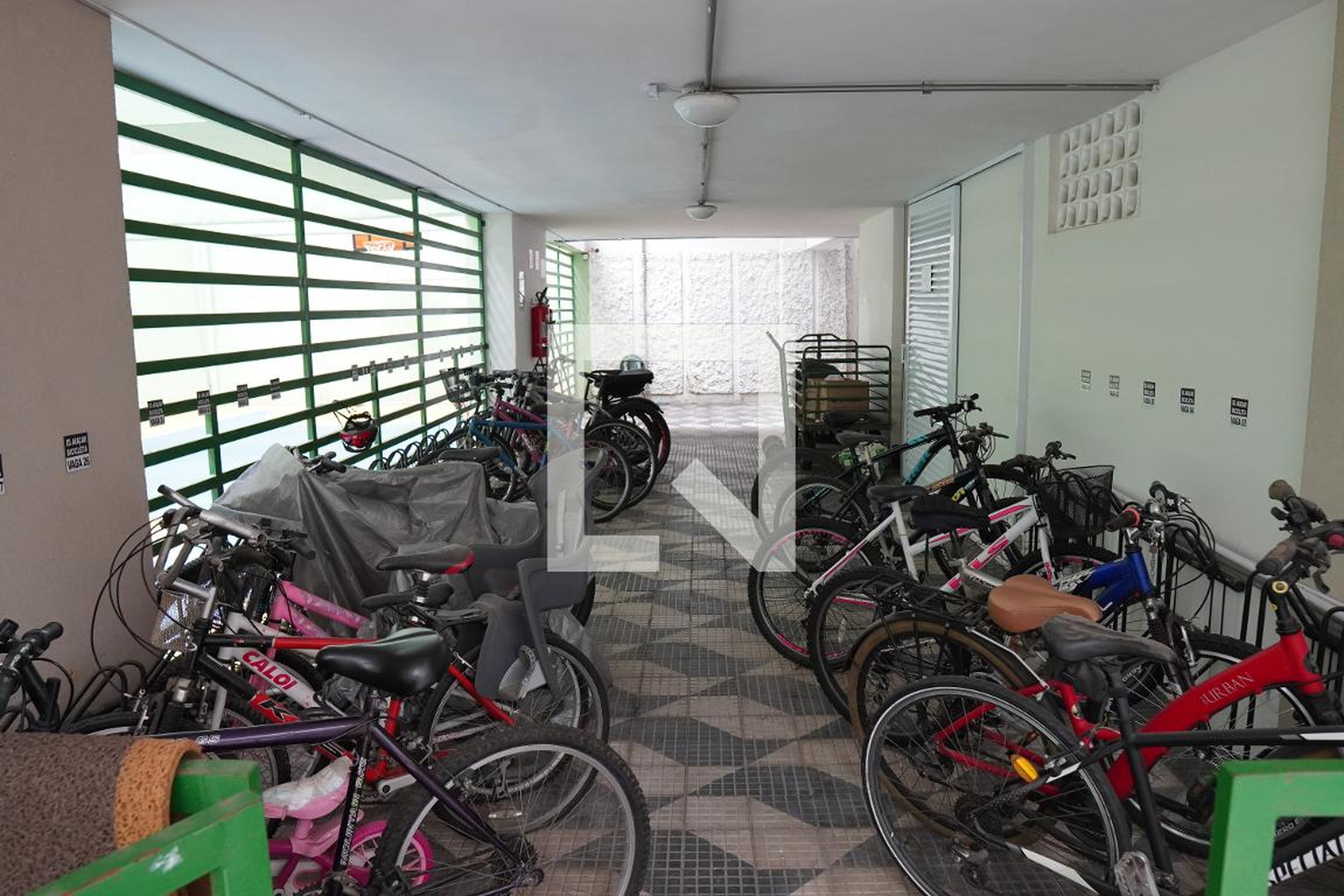 Bicicletario - Araçari