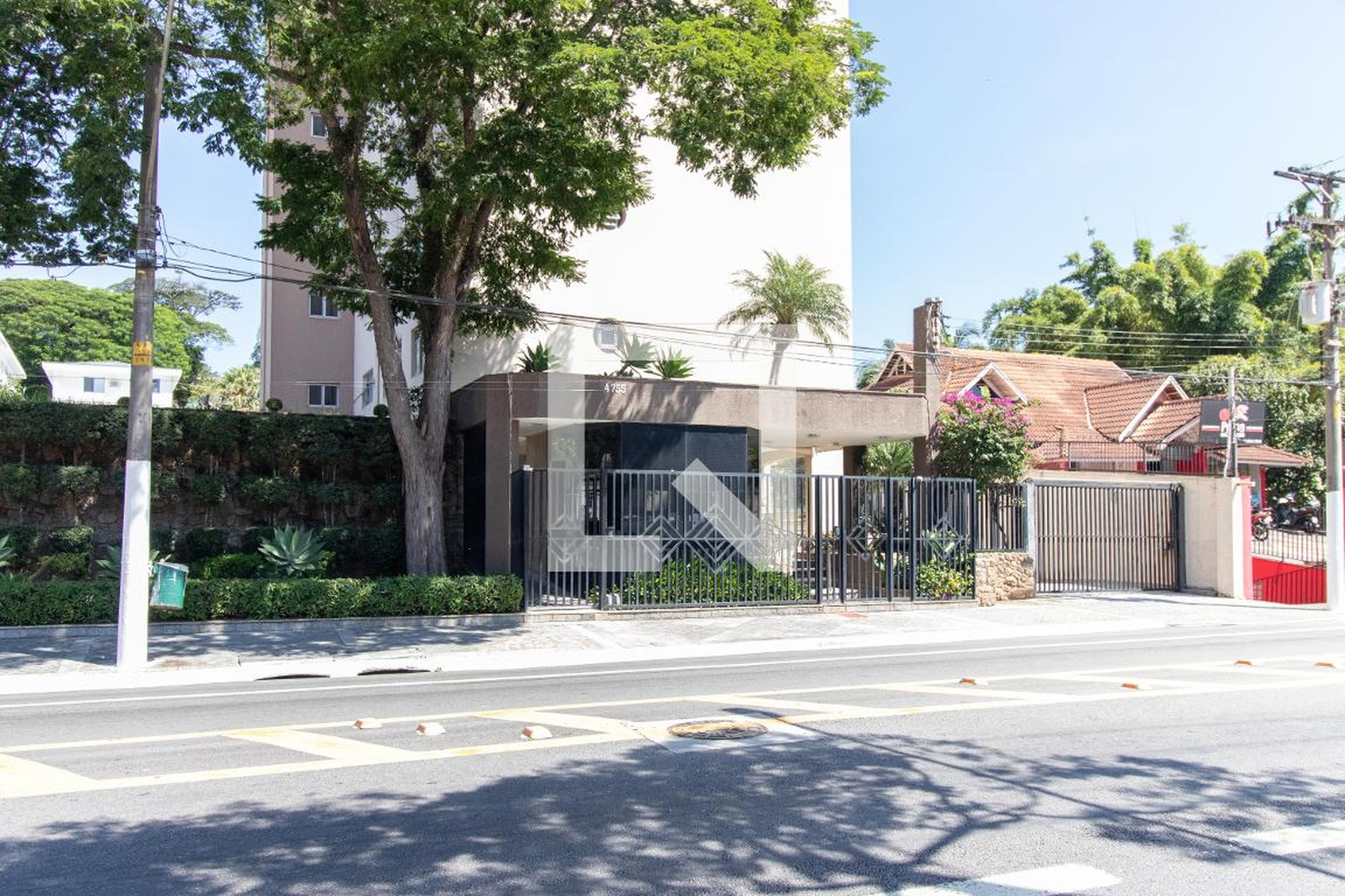 Fachada Edifício Márcia