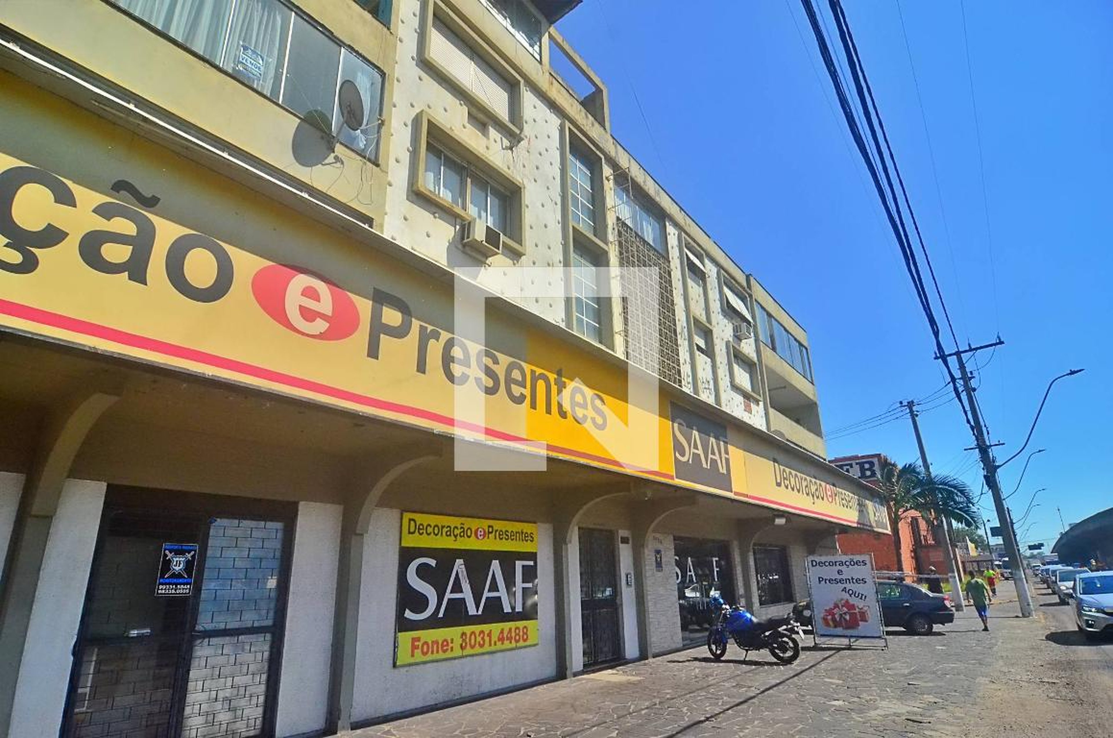 Fachada Condomínio em Avenida Getúlio Vargas, 6772