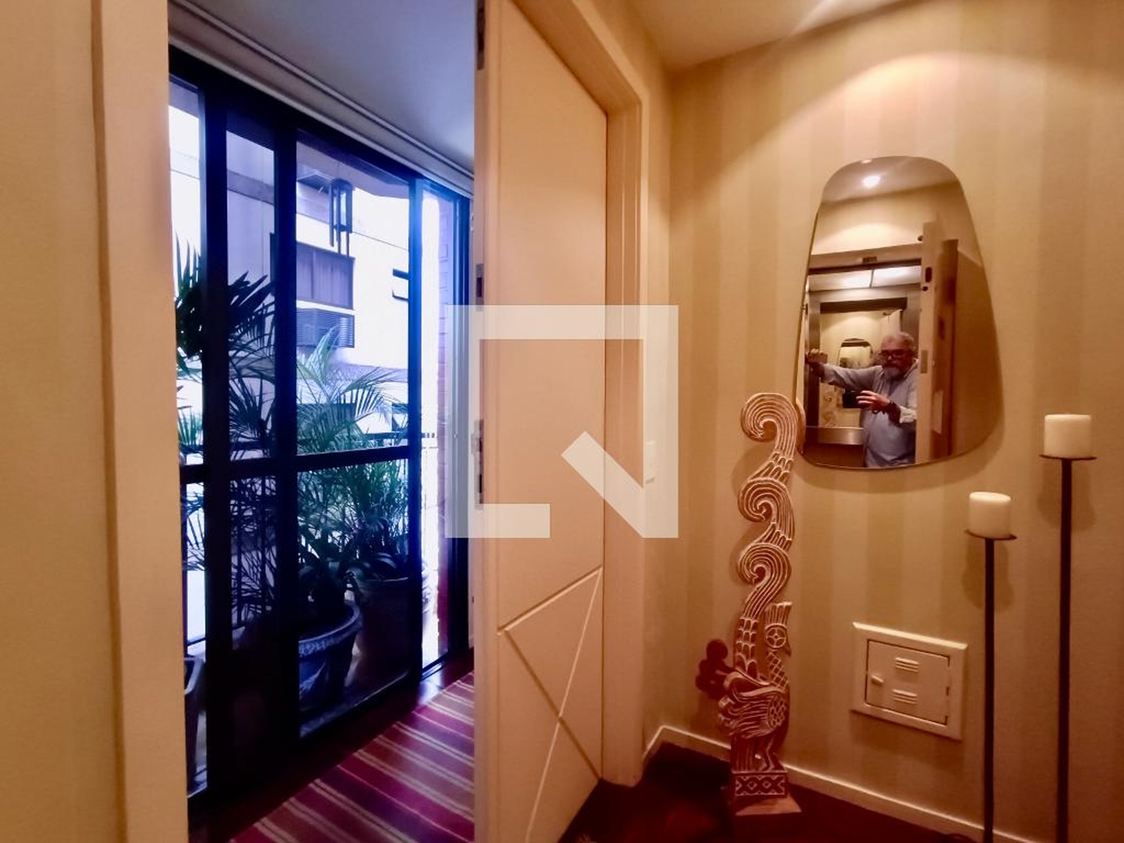 Hall - 