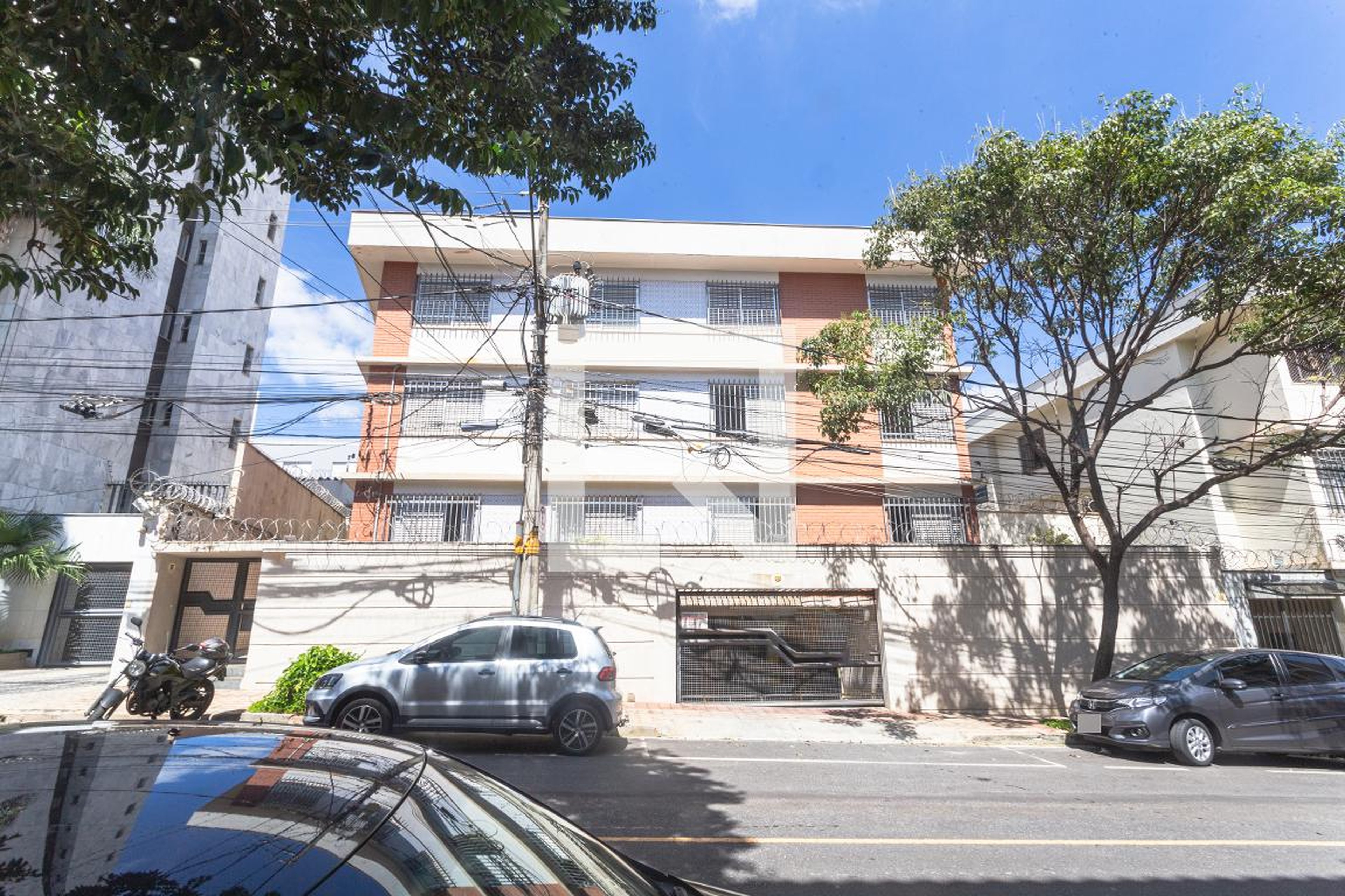 Fachada Condomínio em Rua Valparaíso, 360