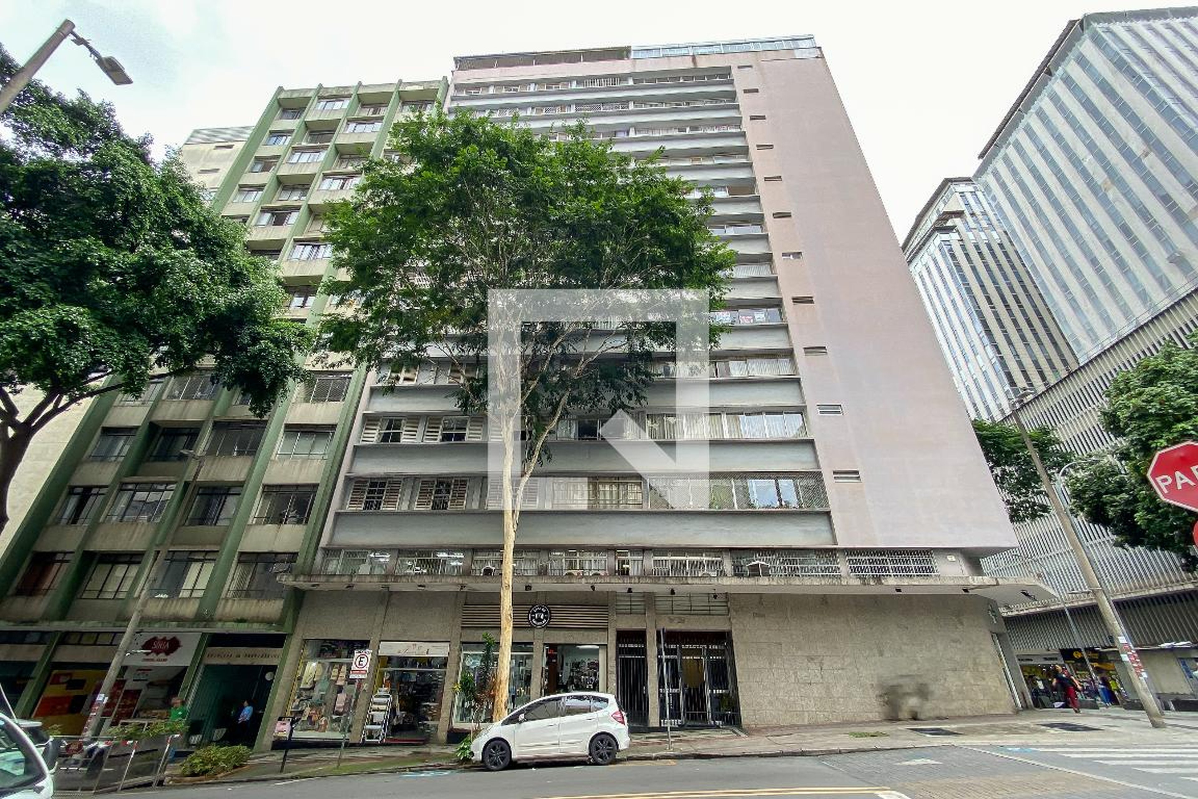 Fachada Condomínio em Rua dos Goitacazes, 300