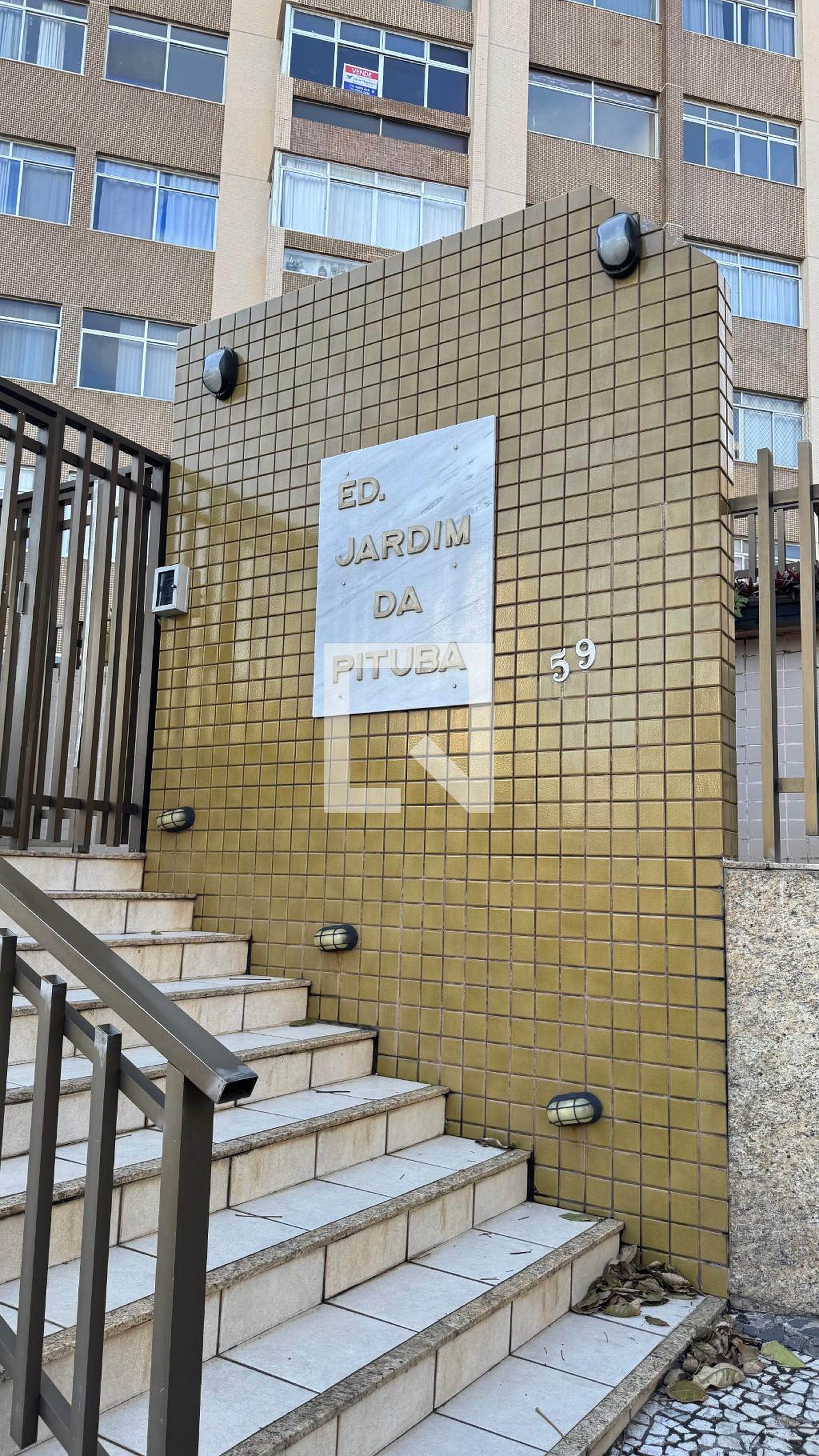 Fachada Edifício Jardim da Pituba
