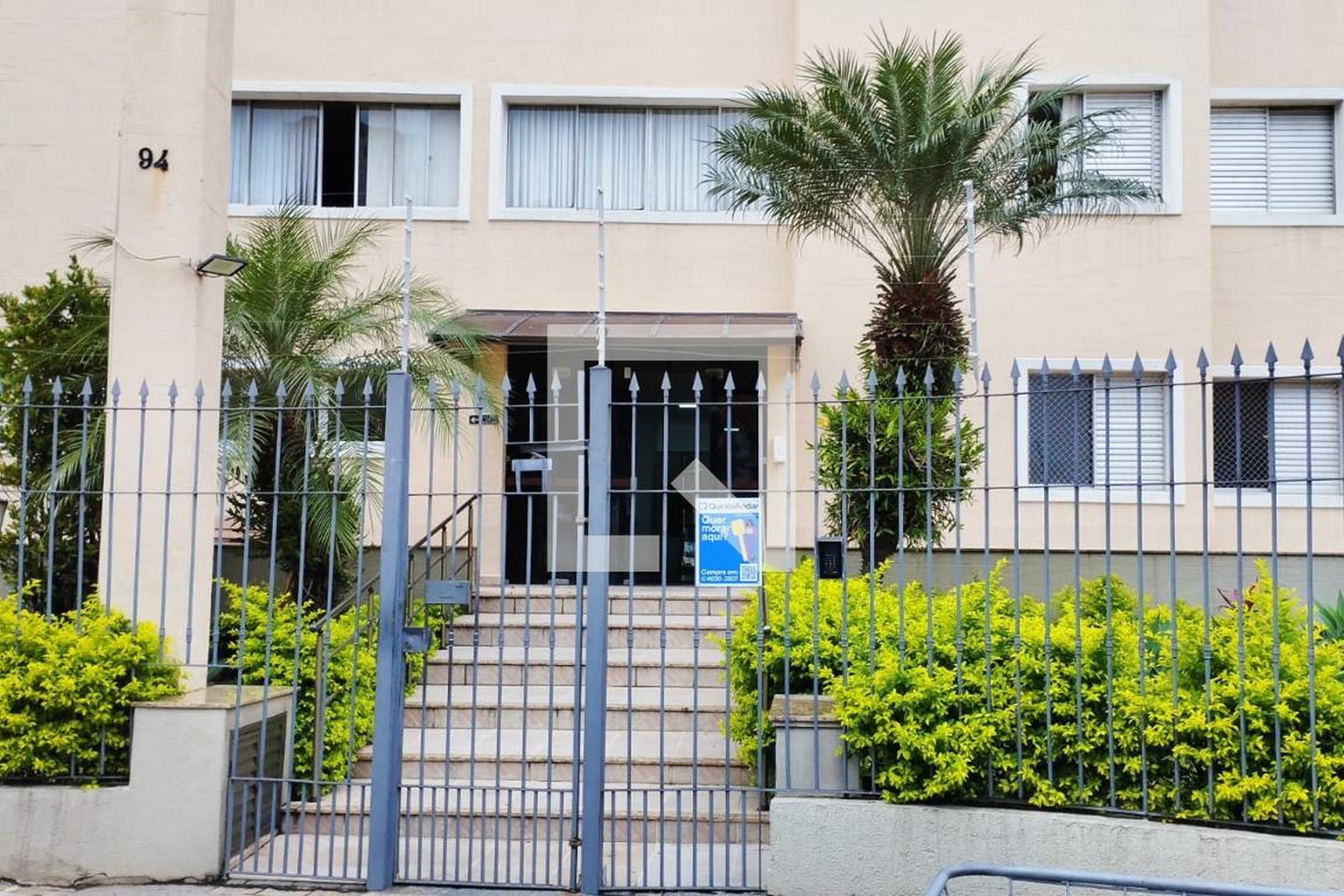 Fachada Condomínio em Rua Augusto Tortorelo Araújo, 99