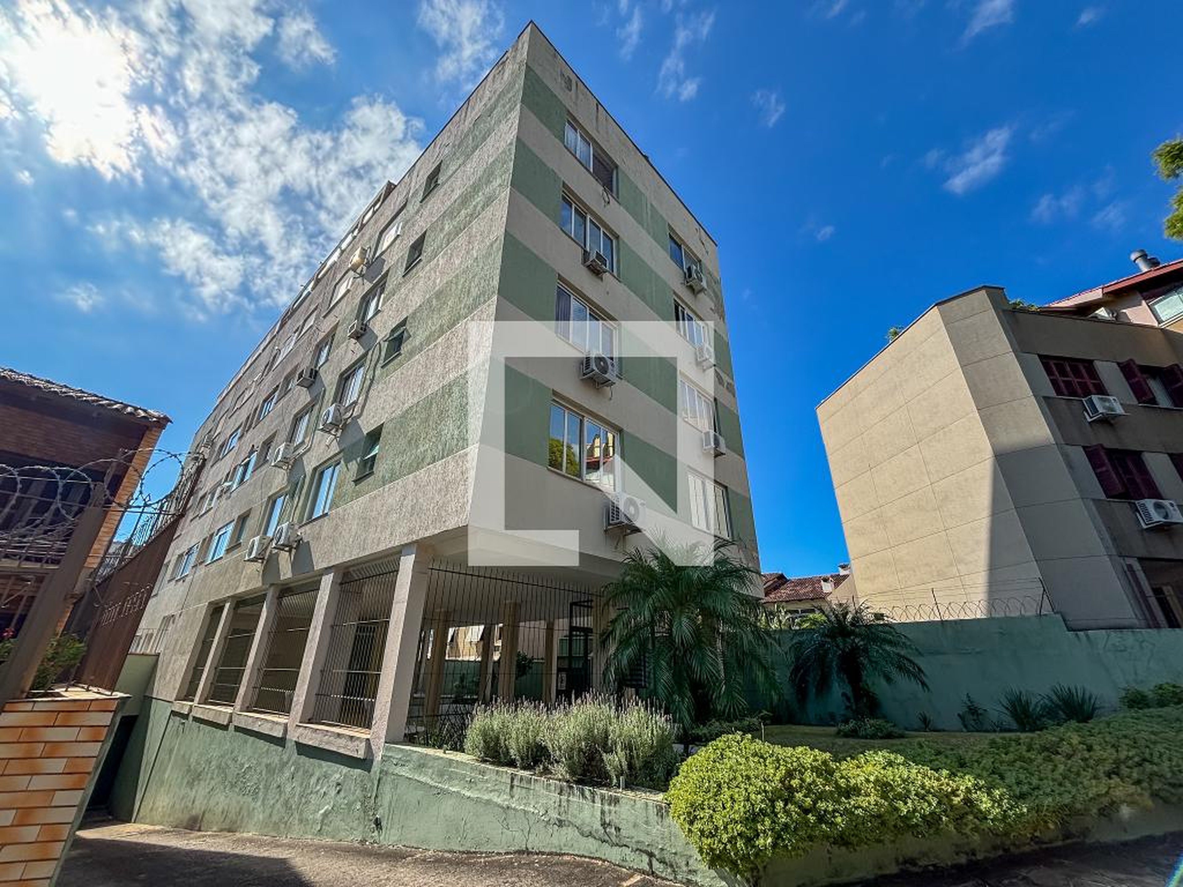 Fachada Condomínio em Rua Itapeva, 300