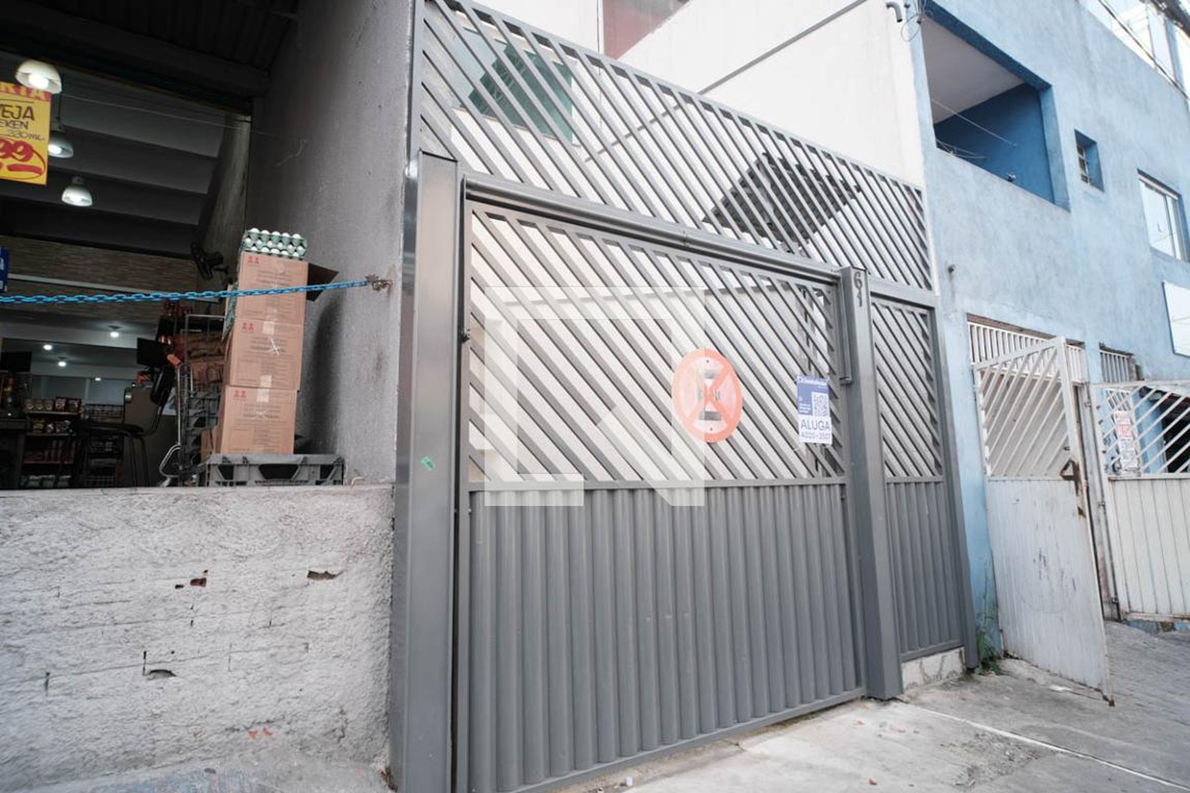 Fachada Condomínio em Rua Antônio Leite Penteado, 61