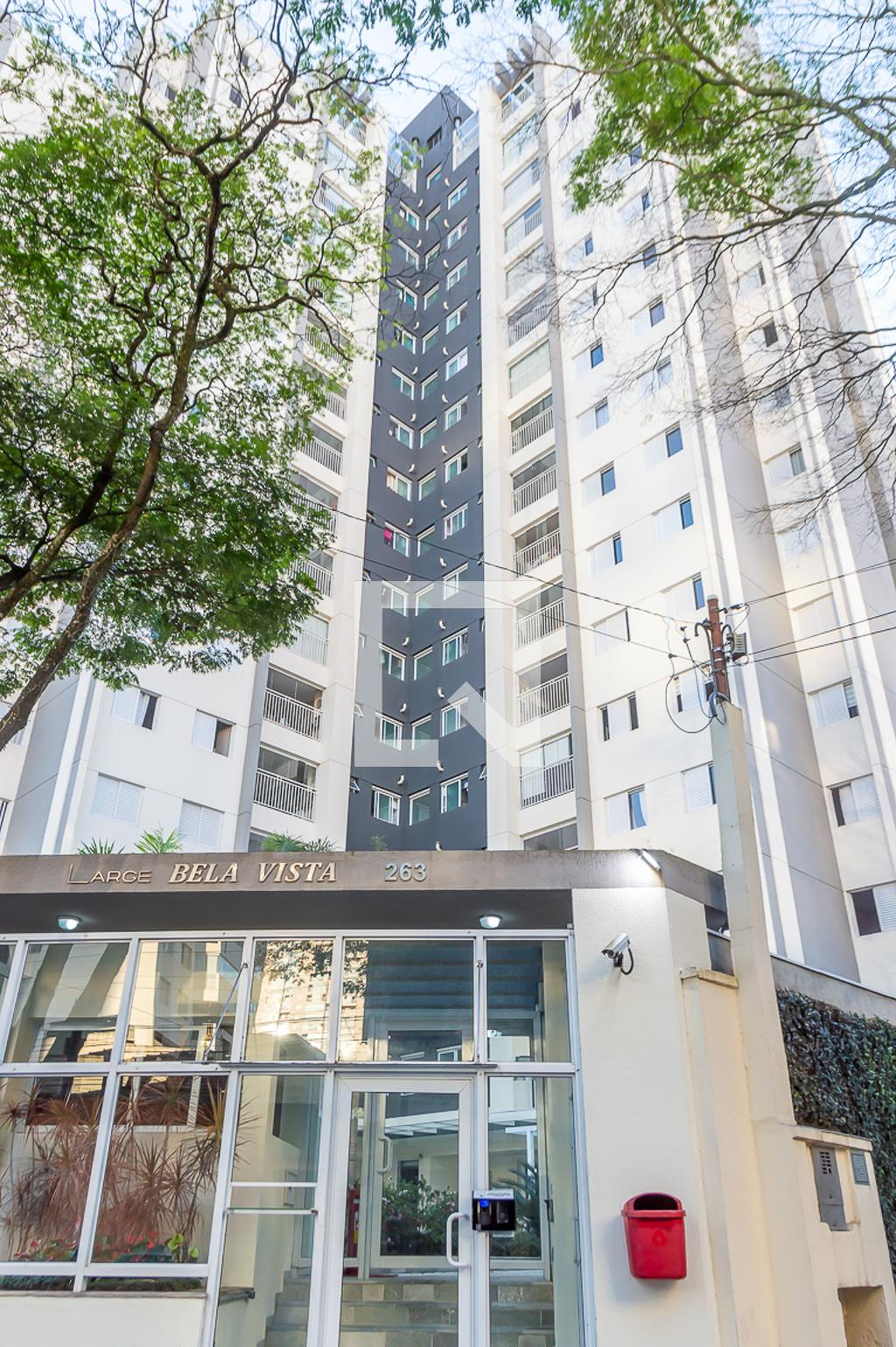 Fachada do Prédio Condomínio Large Bela Vista