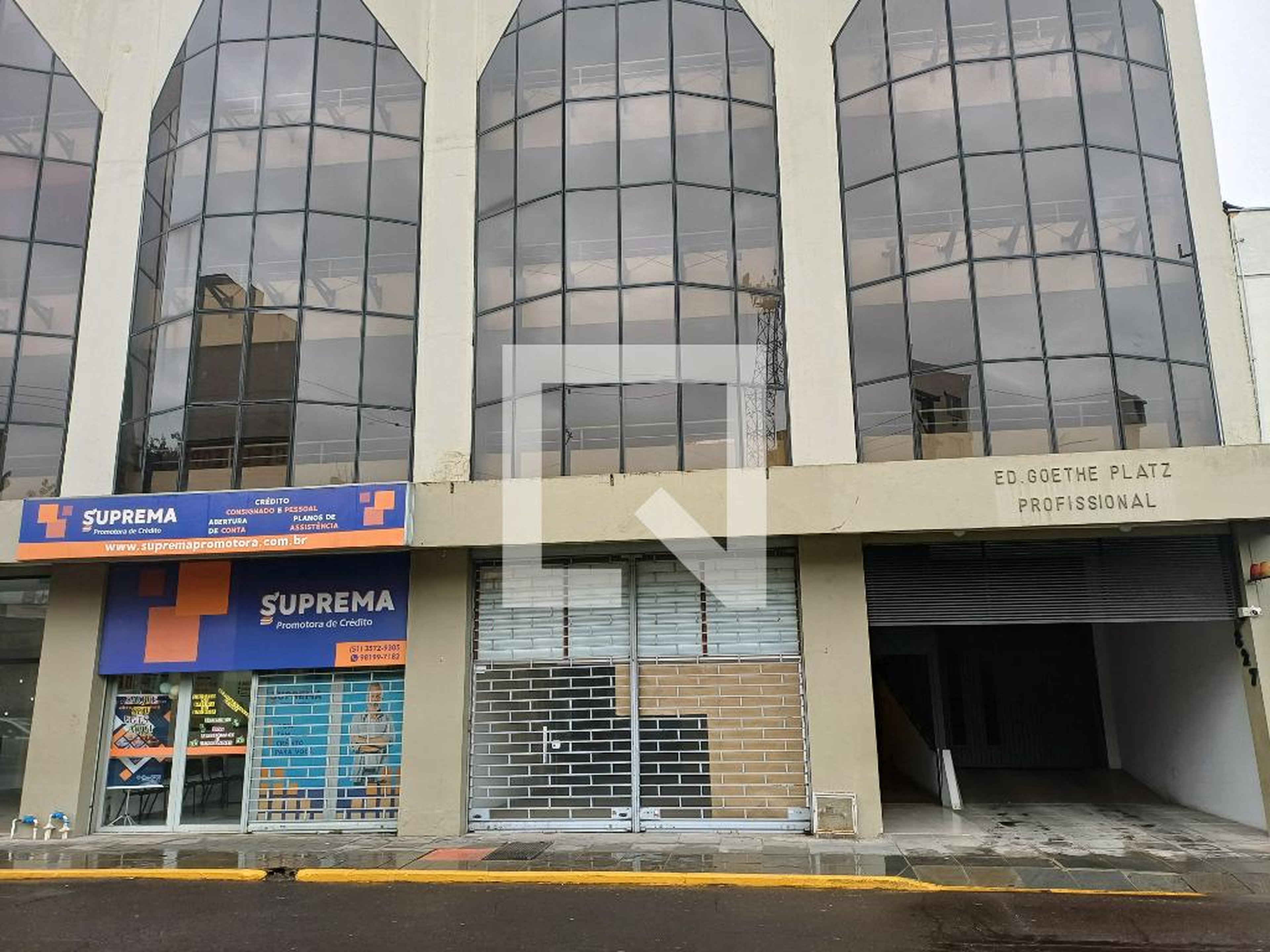 Fachada Condomínio em Rua Saldanha da Gama, 827