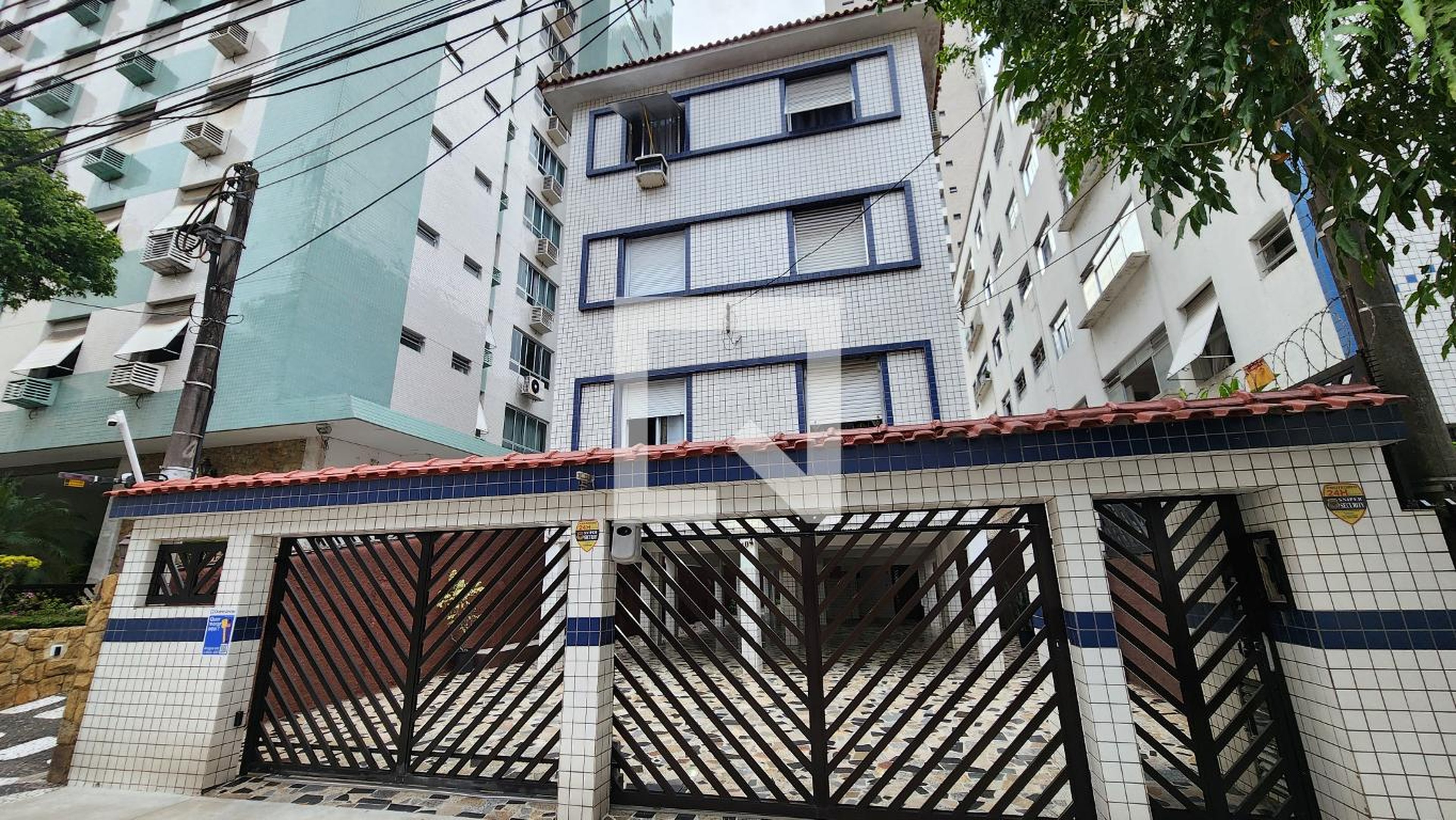 Fachada do Prédio Condomínio em Rua Paraíba, 103