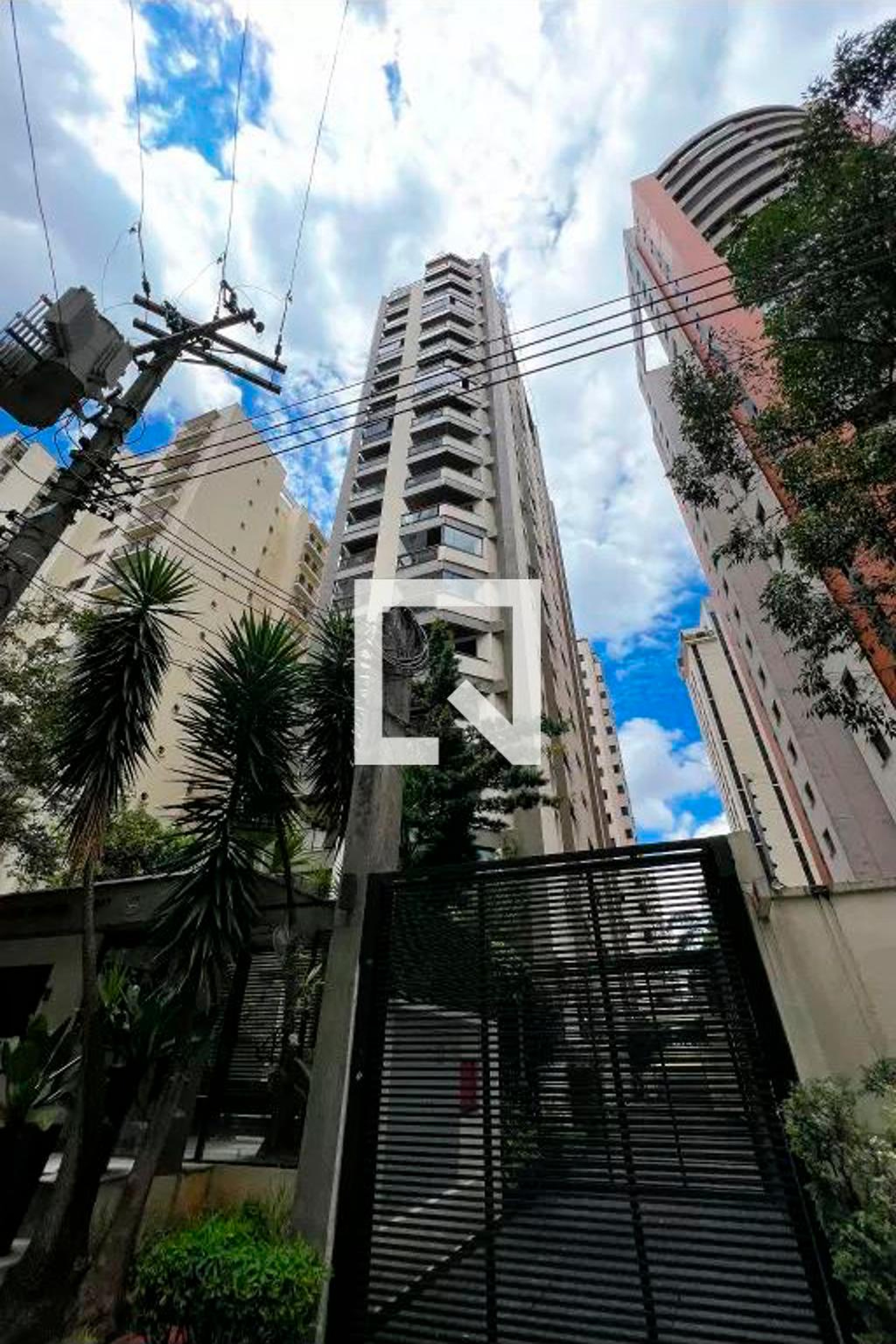 Fachada Condomínio Cisne Branco