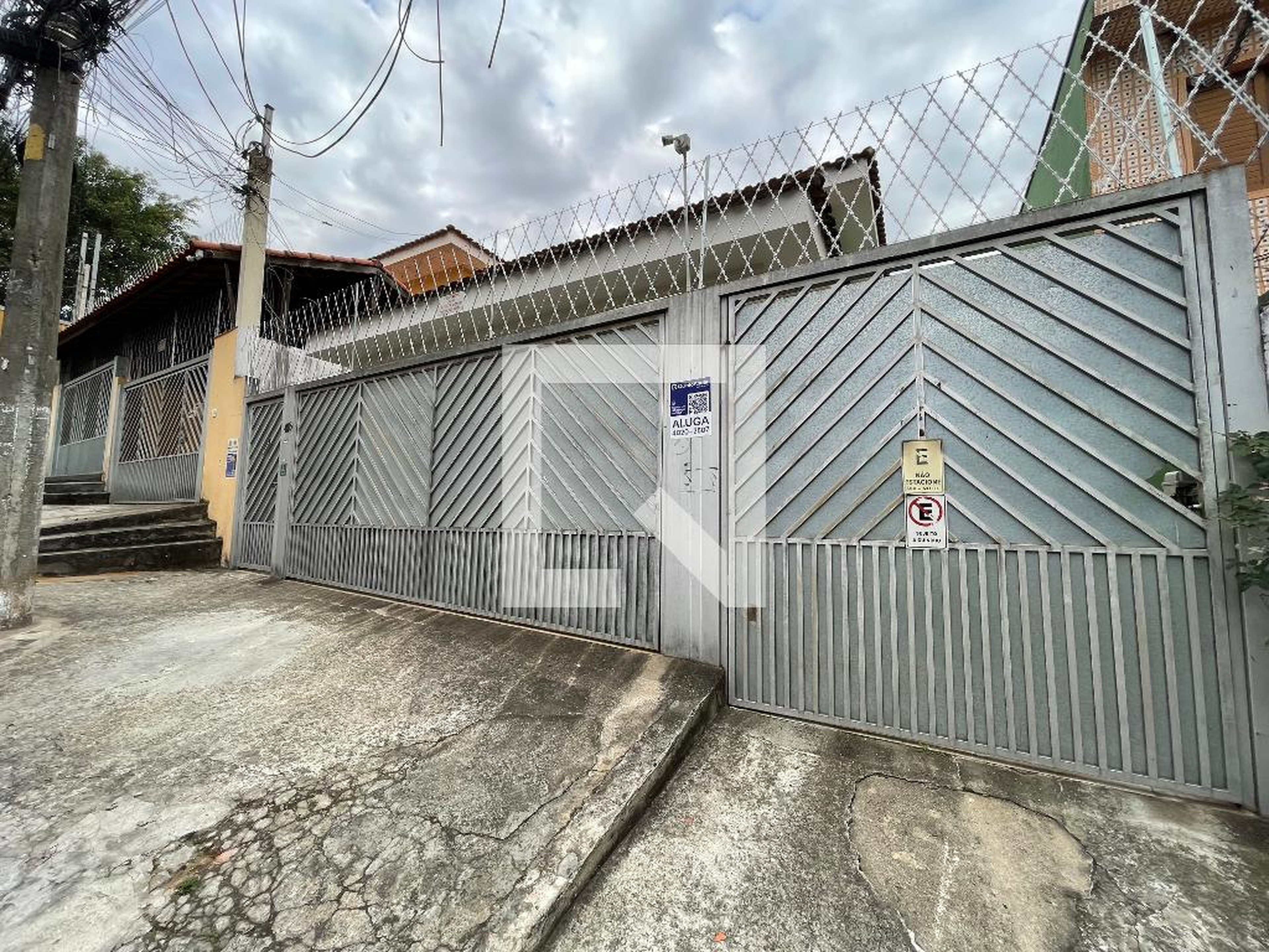 Fachada Condomínio Rua Coronel Ferreira Leal