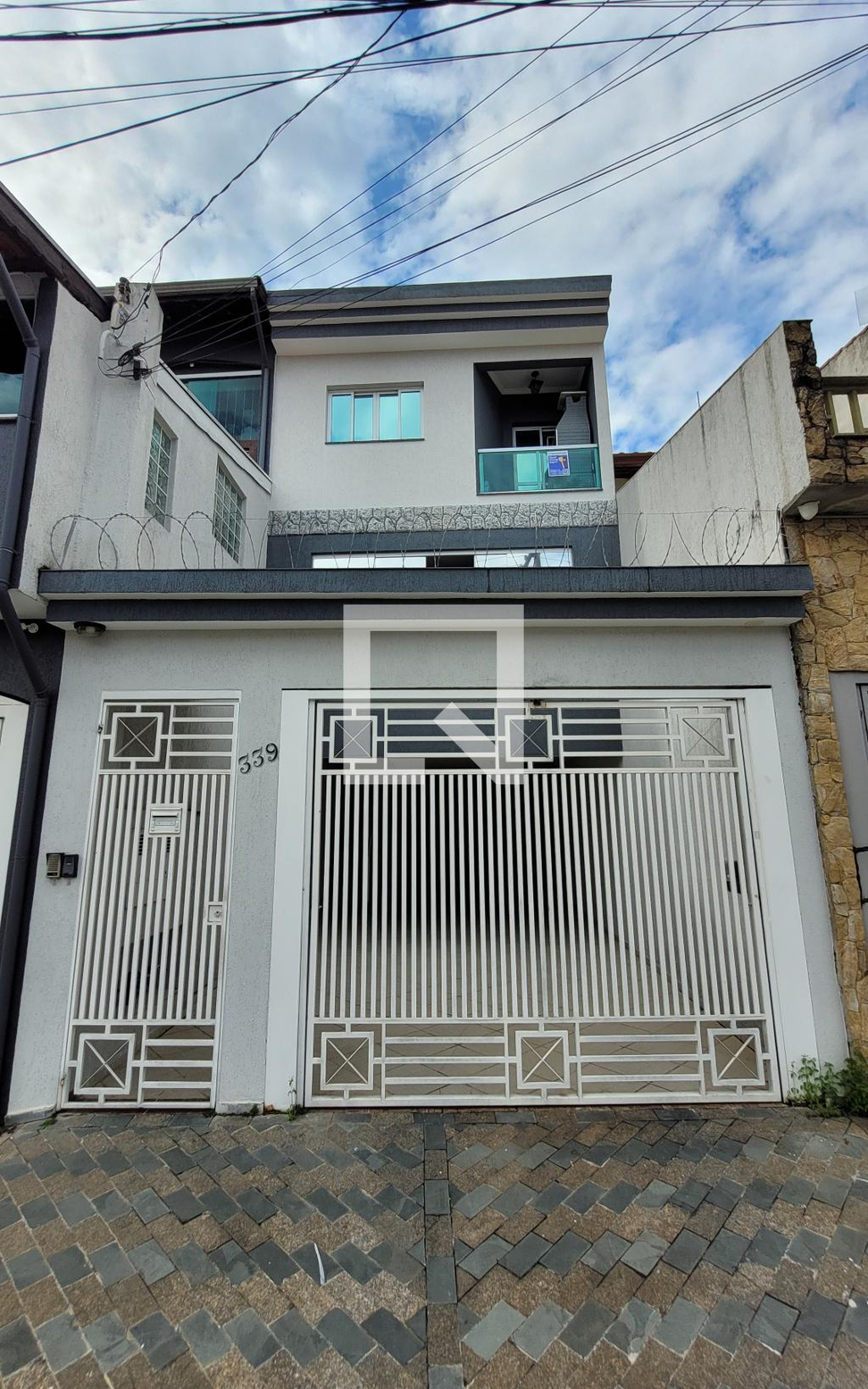 Fachada Condomínio em Rua Paulo Lacorte, 339