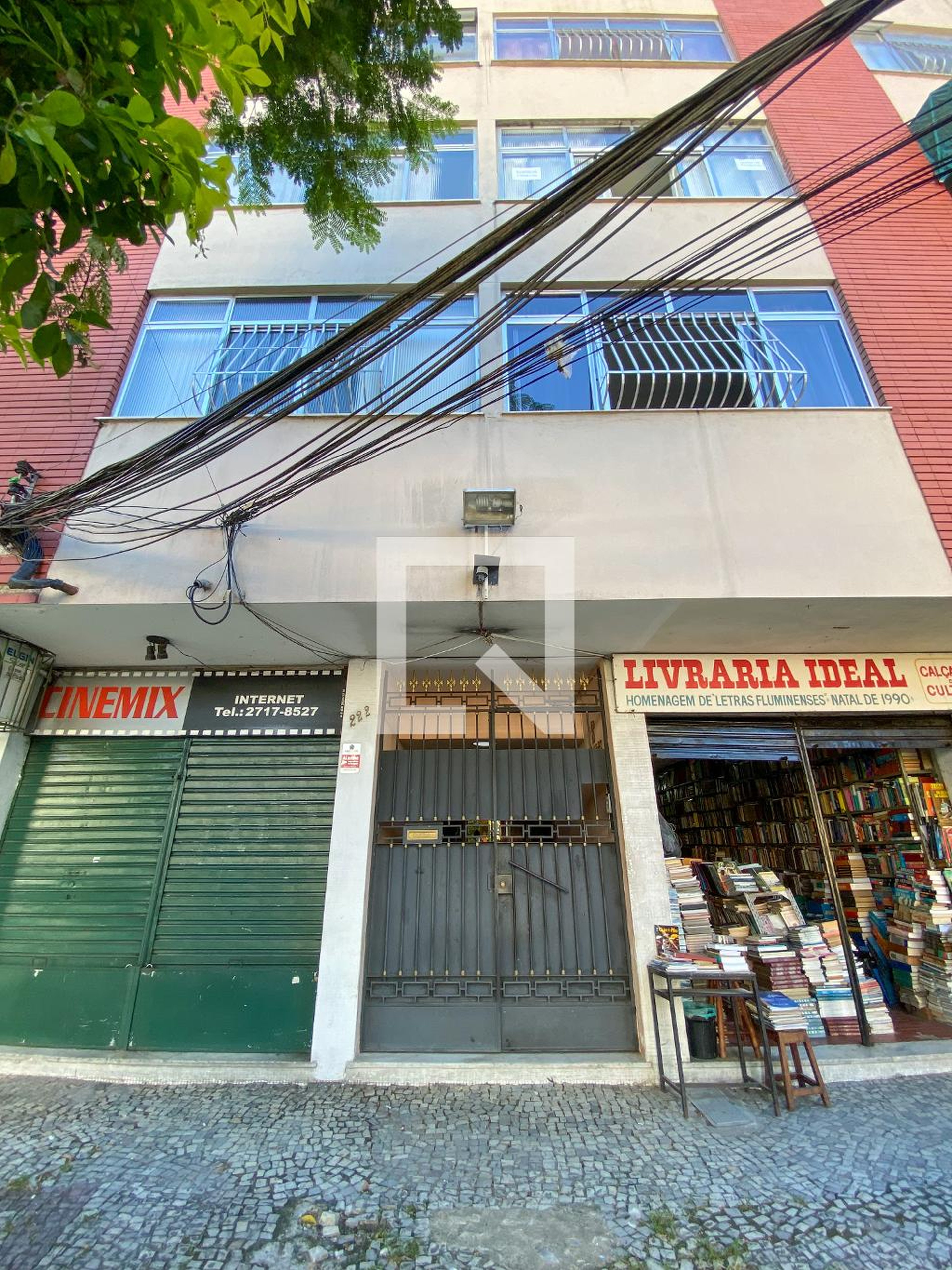 Fachada Condomínio em Rua Visconde de Itaboraí, 222