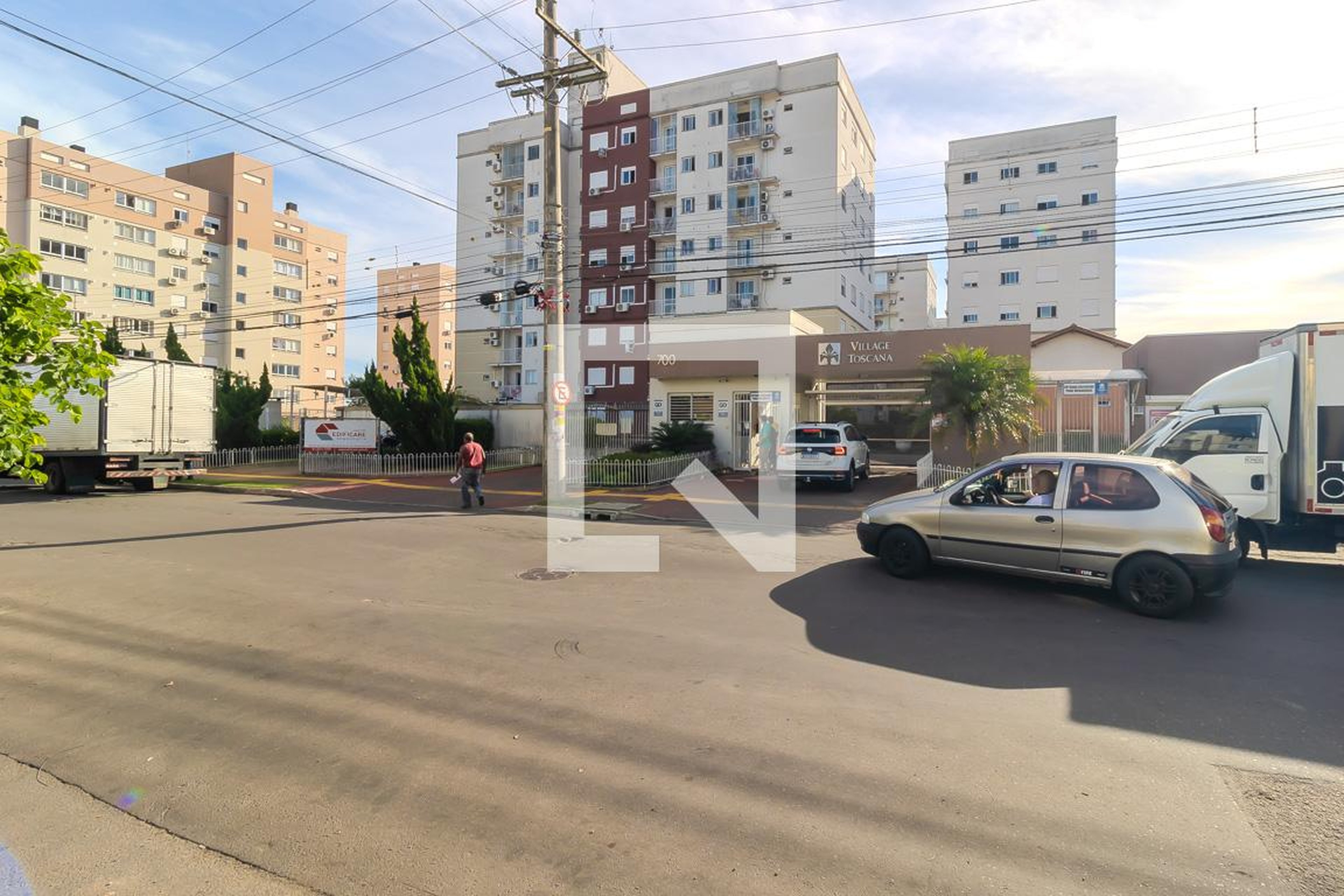 Fachada do condomínio Condomínio Village Toscana