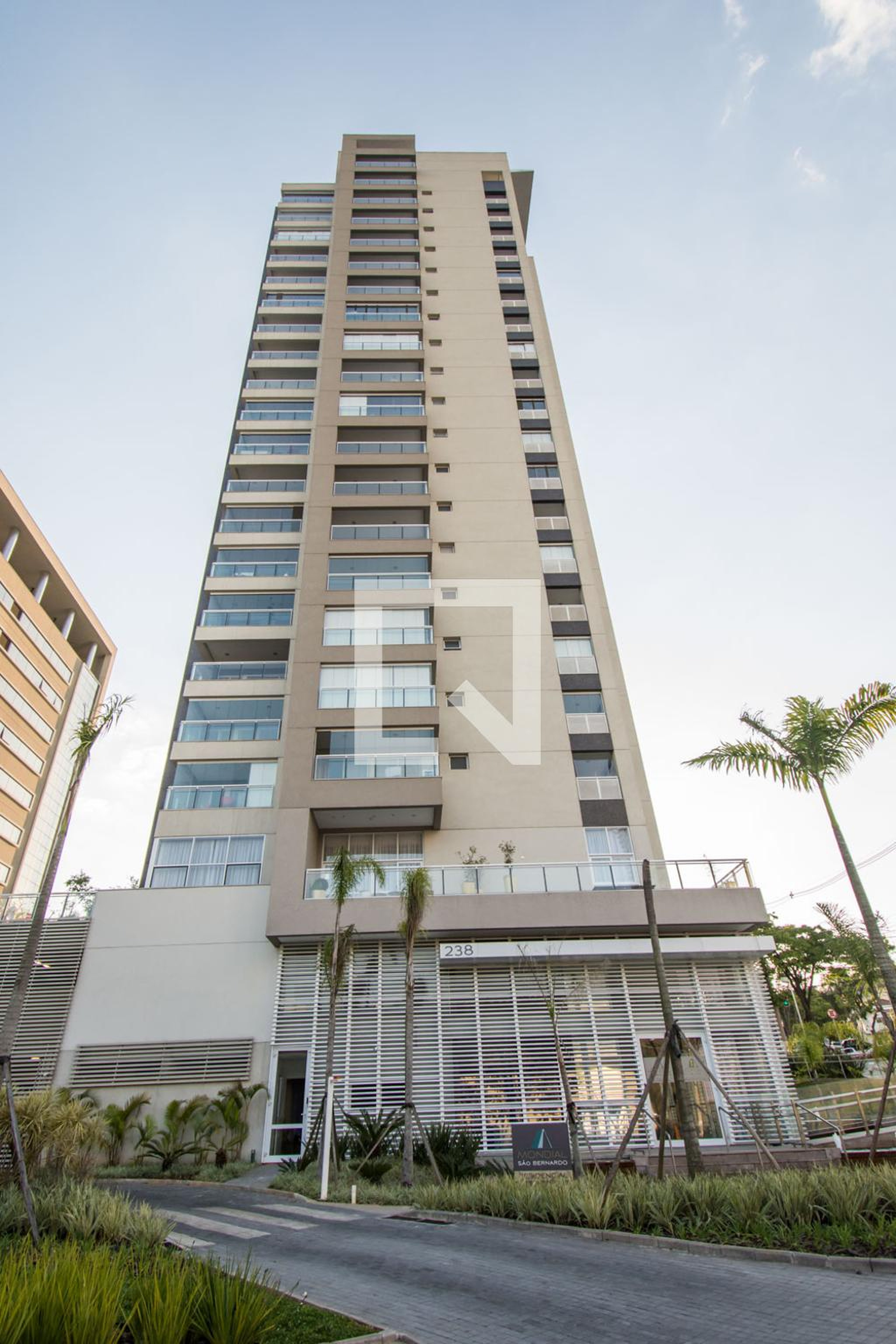 Fachada Condomínio em Praça Samuel Sabatini, 281