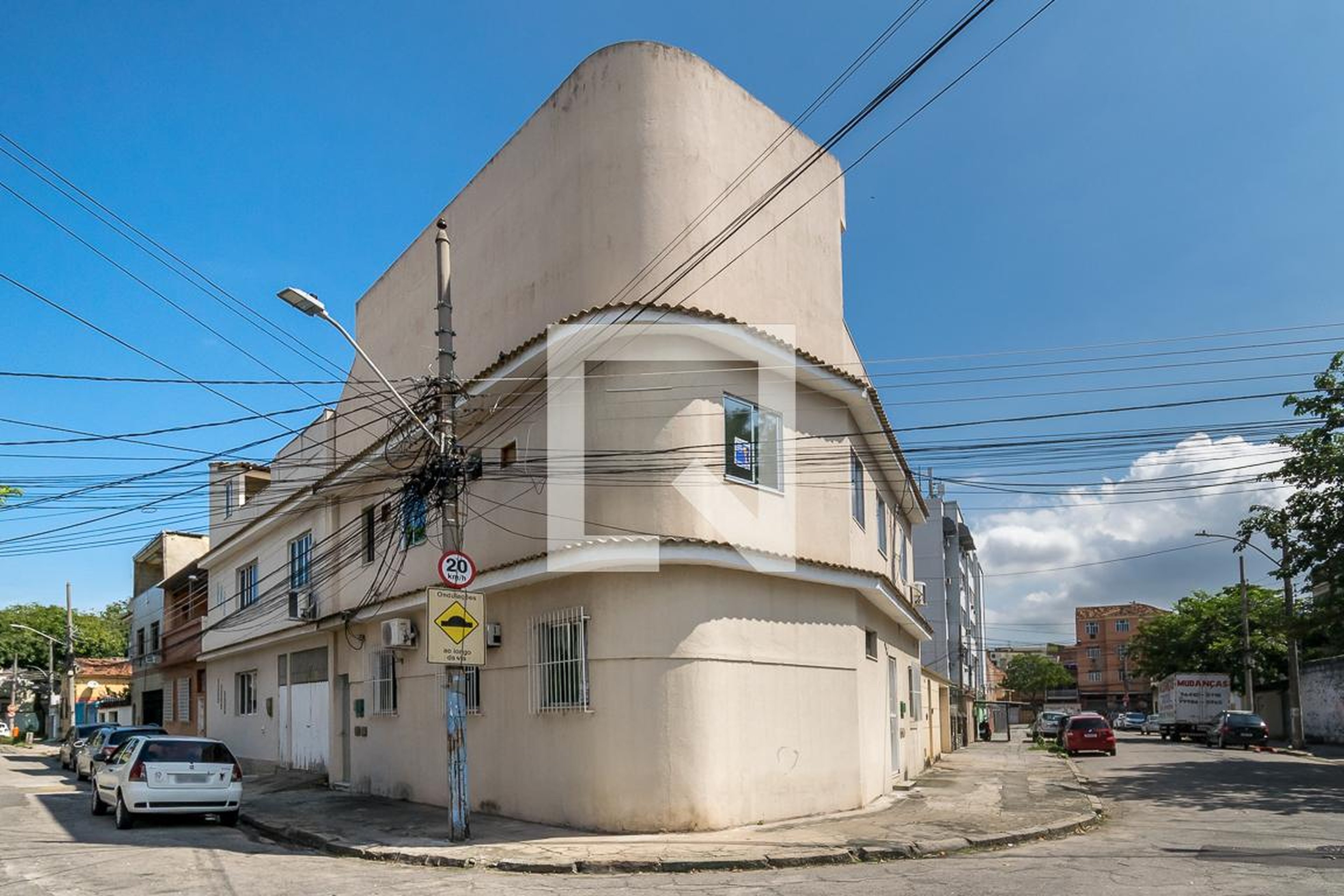 Fachada do Prédio Condomínio em Travessa Francisco Ramos, 71