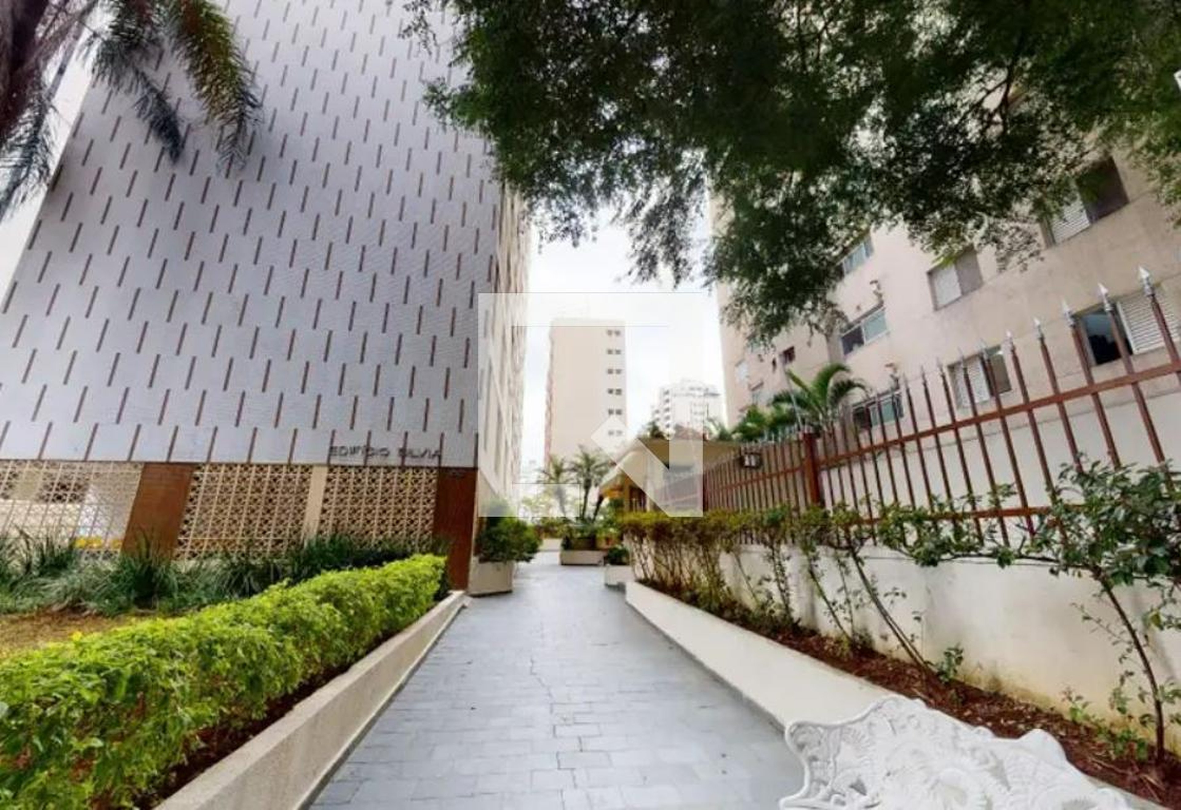 Fachada do Prédio Condomínio Silvia