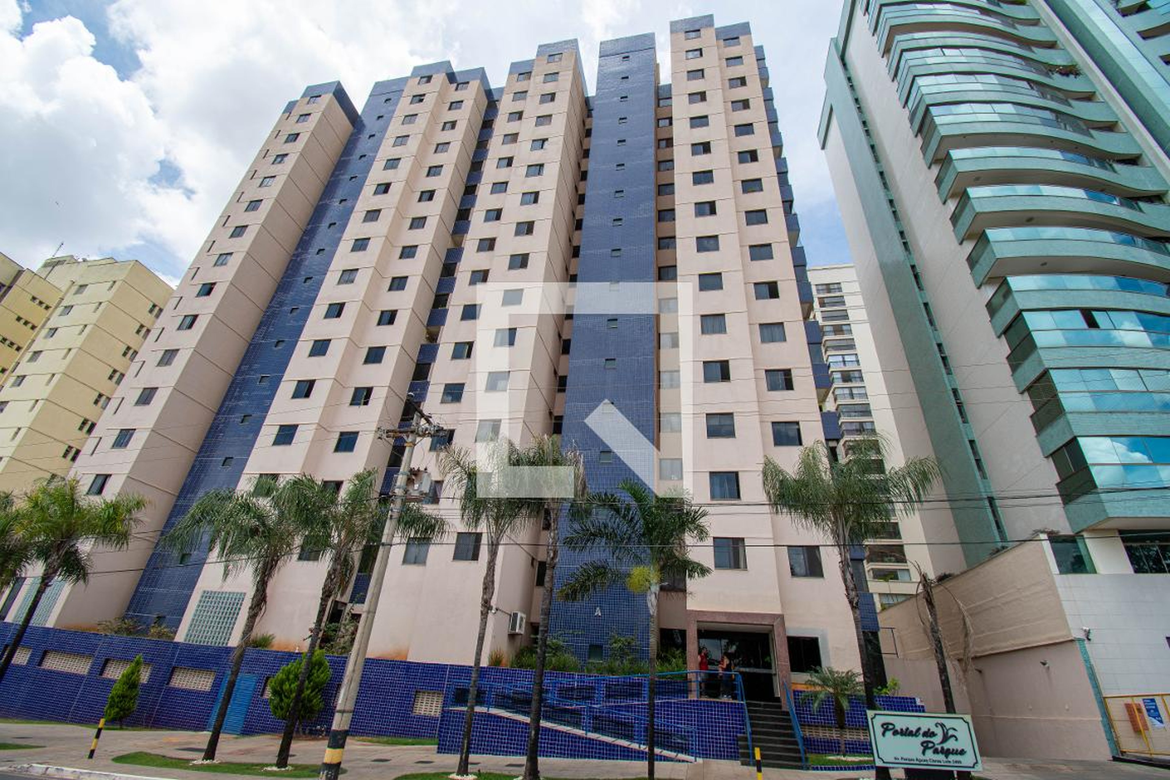 Fachada Condomínio Portal do Parque