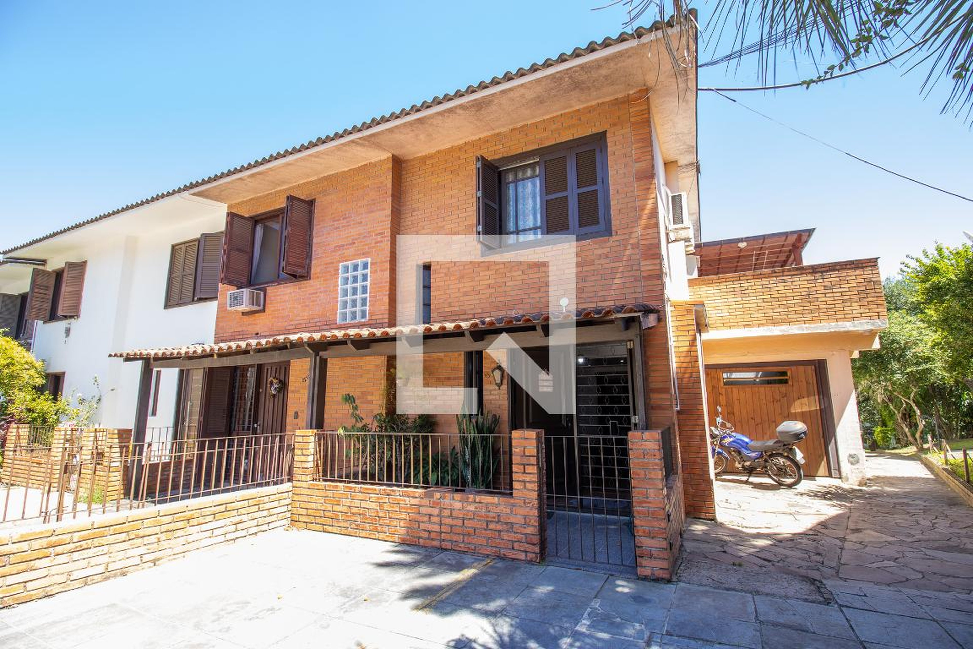 Fachada Condomínio em Rua Doutor José Bento Corrêa, 355