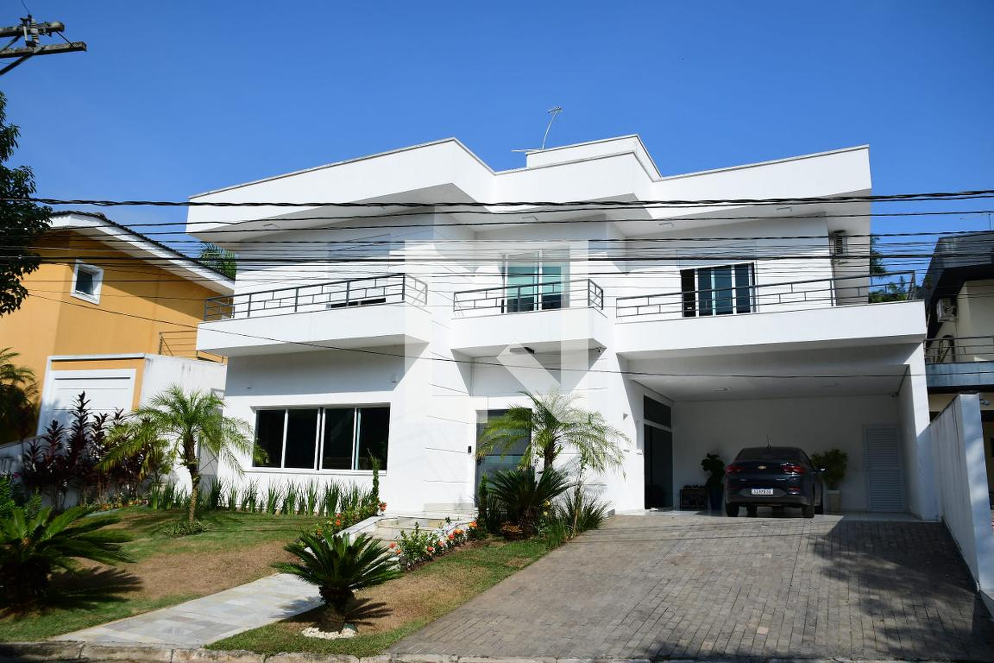 Fachada Condomínio em Rua Irene de Campos, 161
