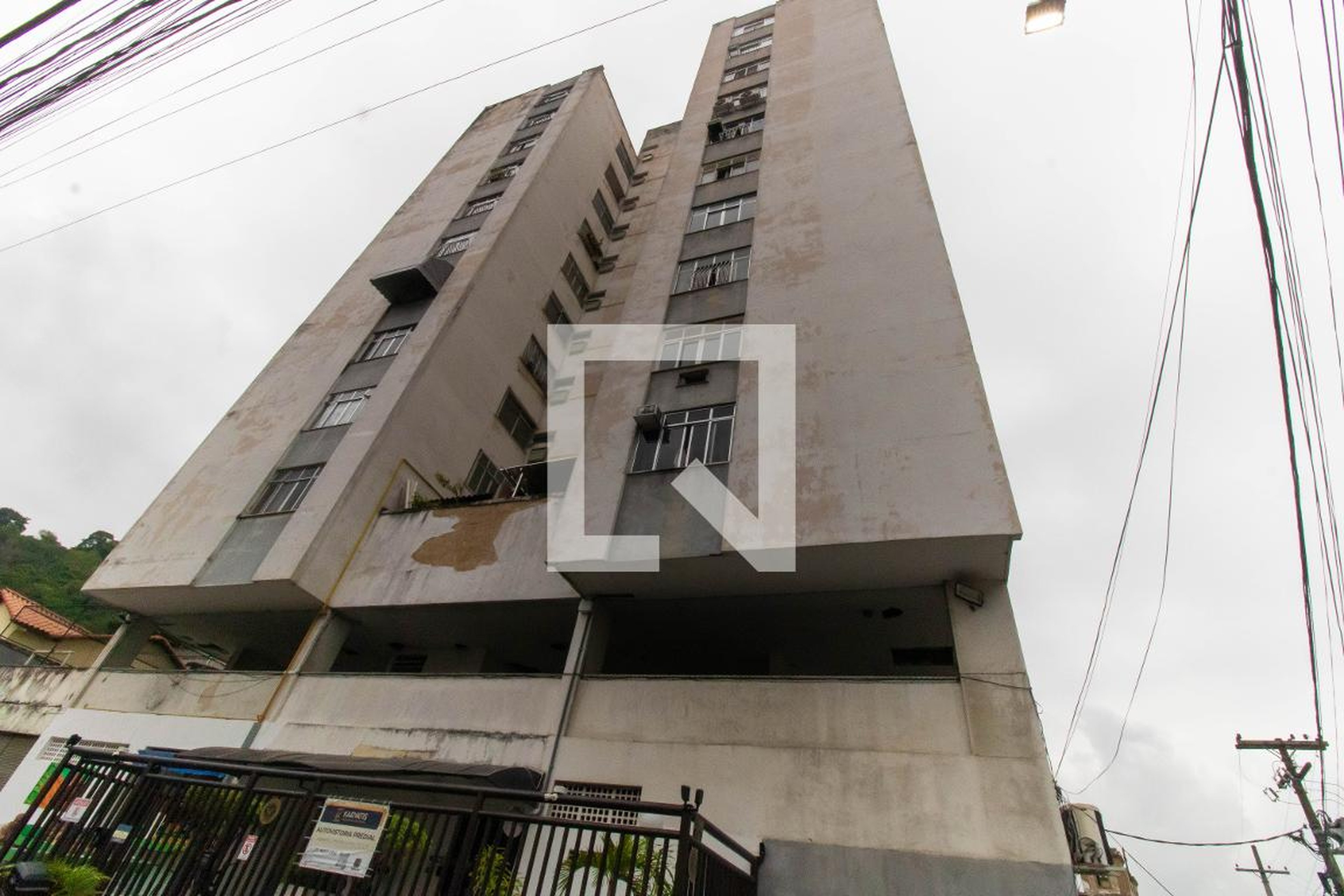 Fachada Edifício Village