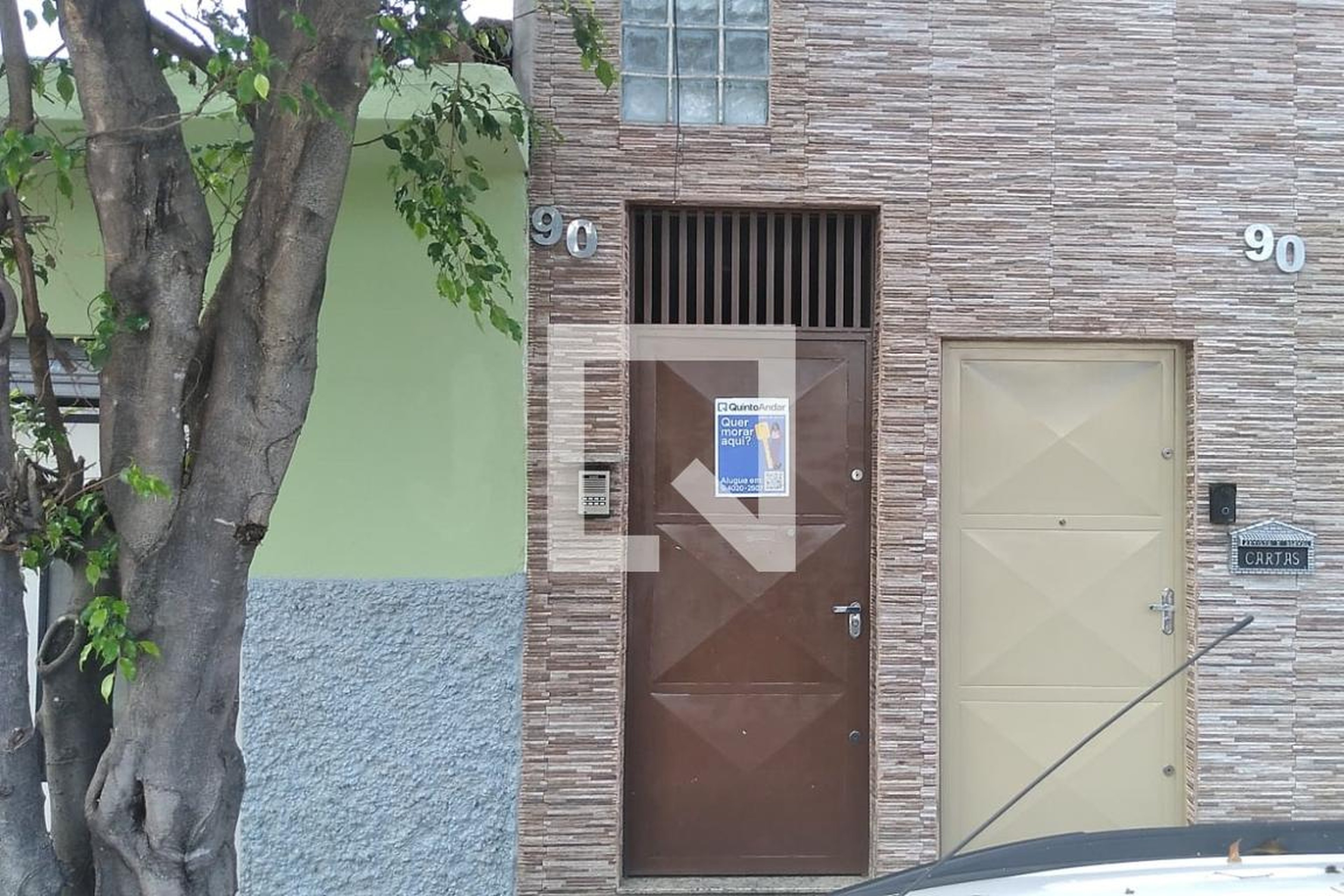 fachada Condomínio em Rua Eugênio de Freitas, 90