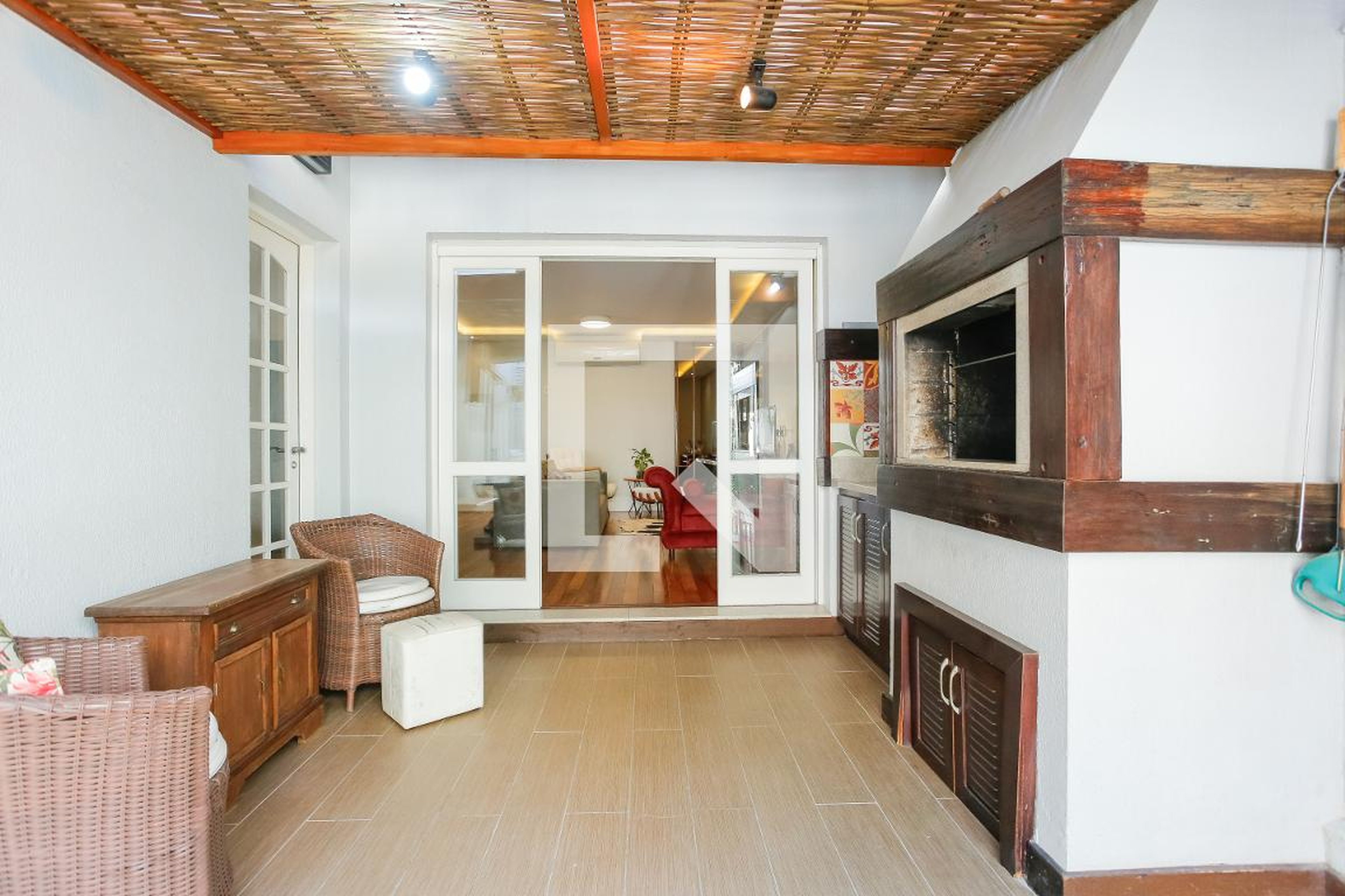 Churrasqueira Condomínio em Rua Moema, 419