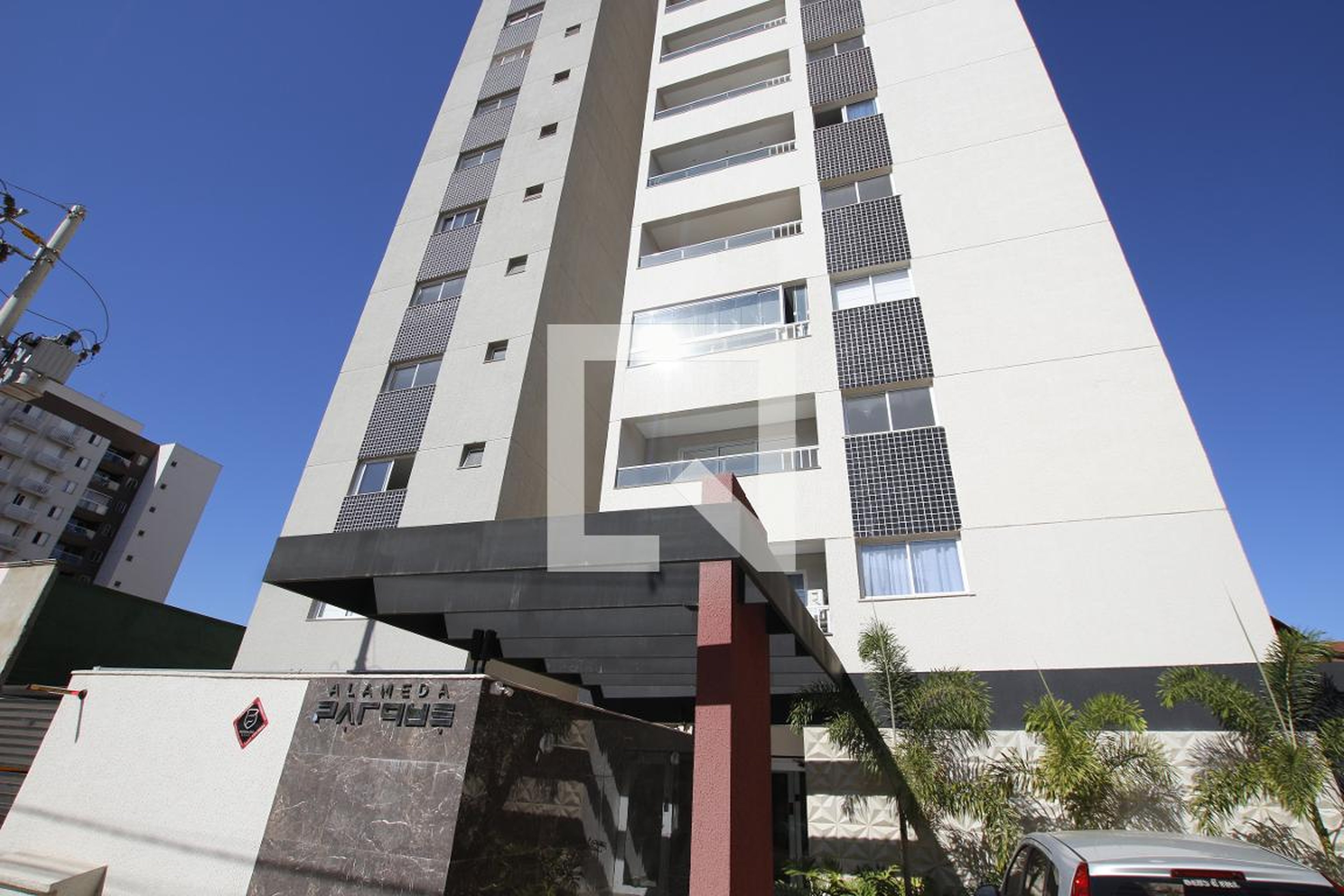 Fachada do Prédio Condomínio em Rua Francisco Godinho, 155