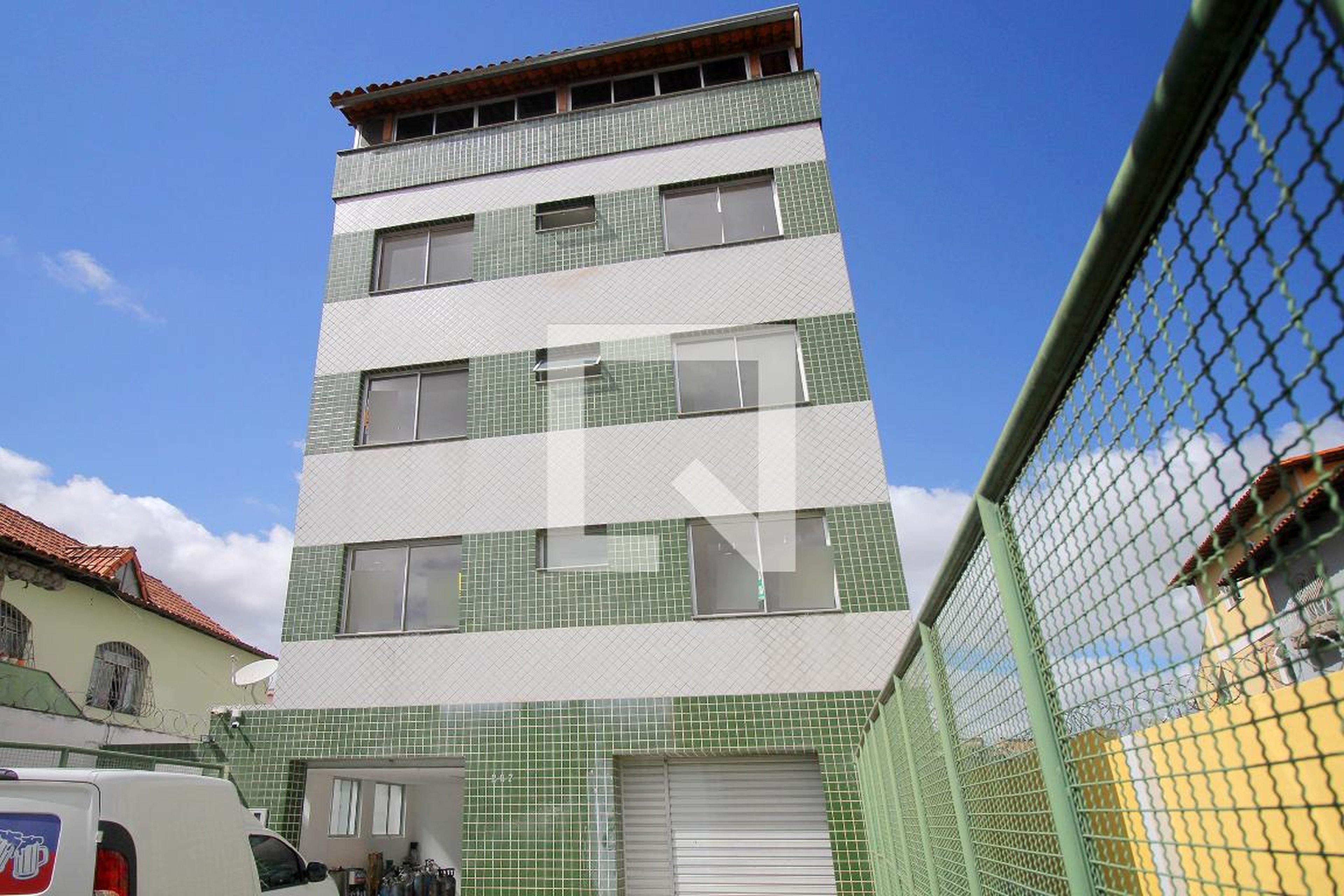 Fachada Condomínio em Avenida Cachoeirinha, 281