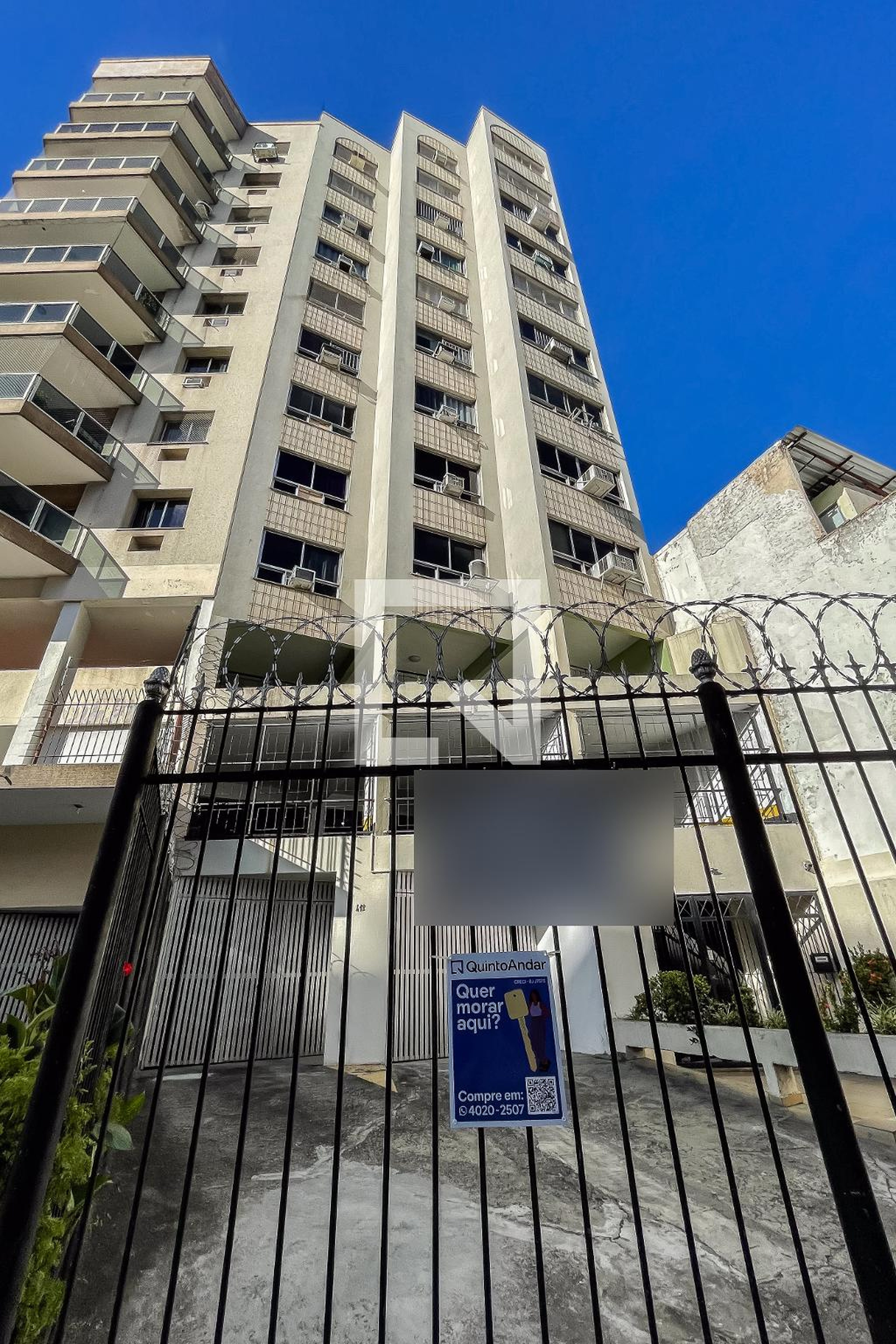 Fachada Condomínio em Rua São Francisco Xavier, 412