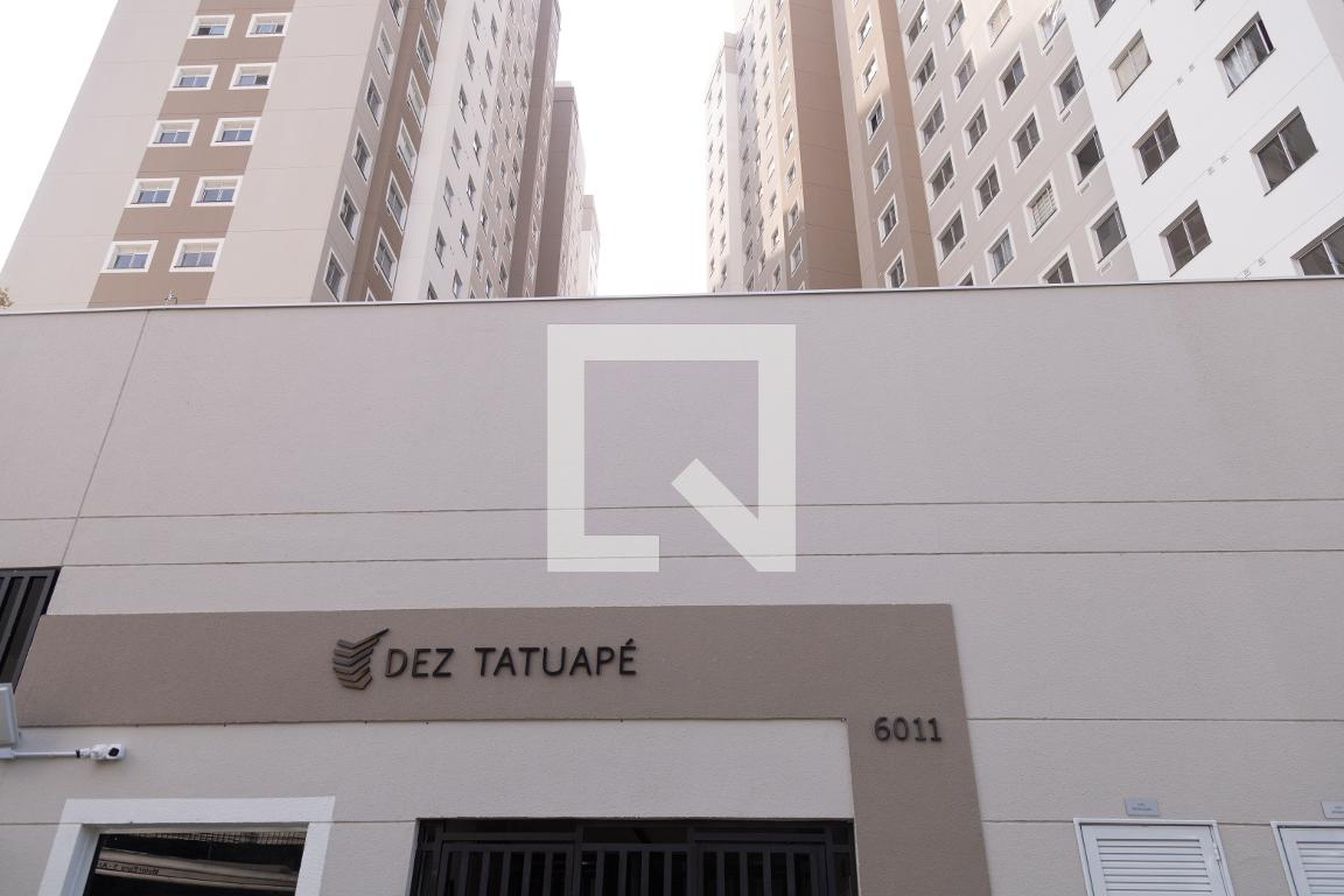 Fachada Condomínio em Avenida Celso Garcia, 6011