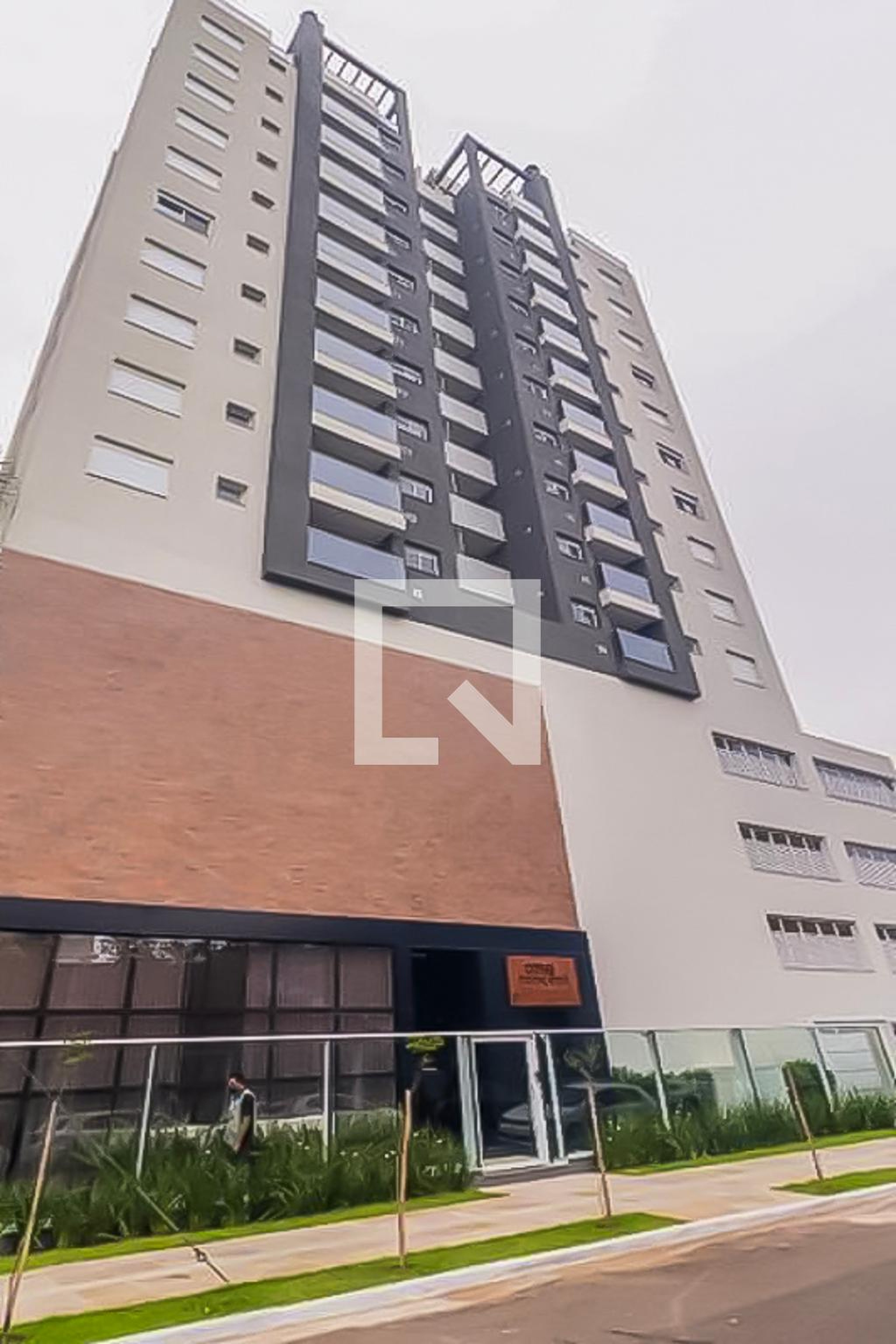 Fachada Condomínio em Rua Flores da Cunha, 299