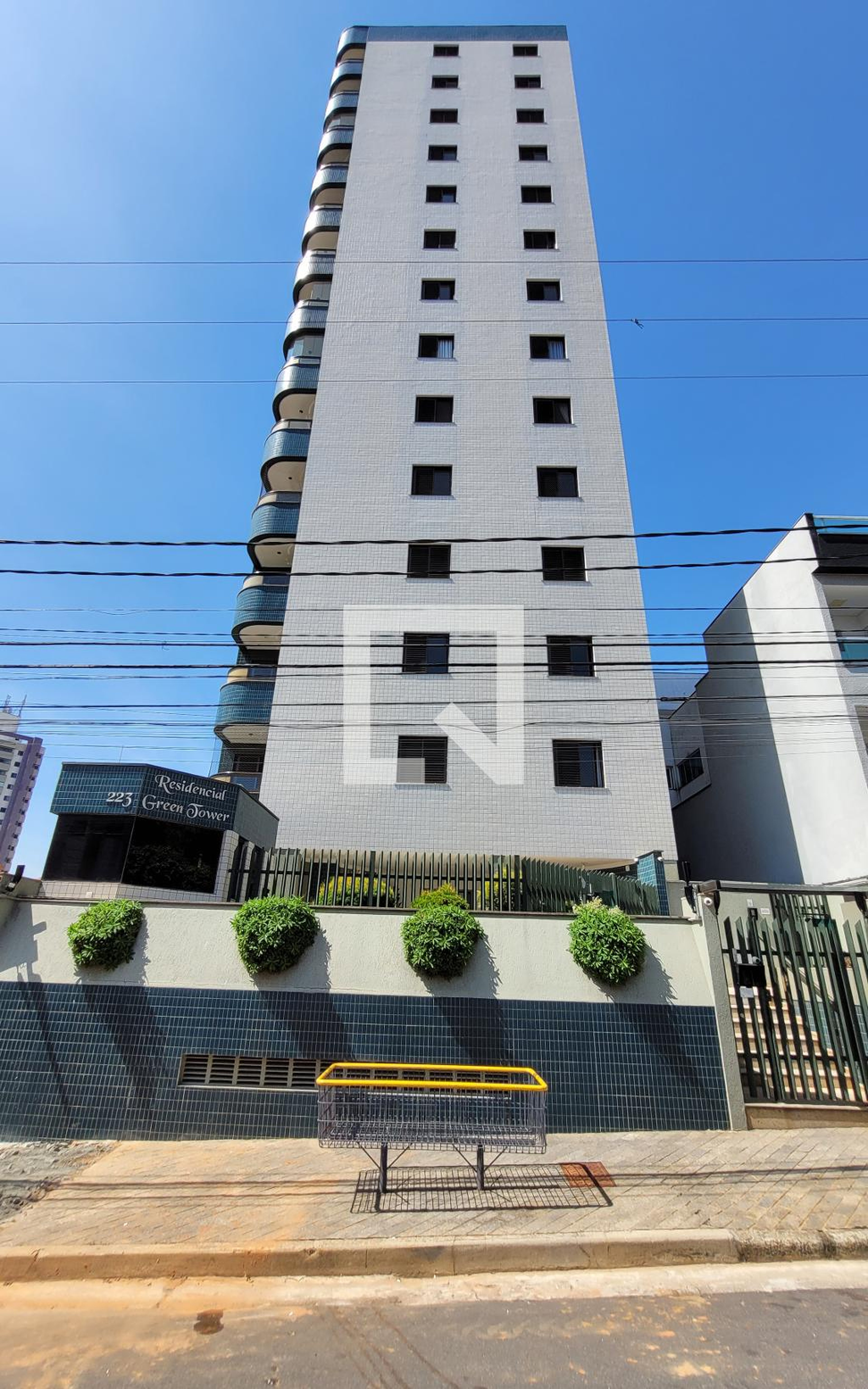 Fachada Condomínio em Rua Atibaia, 100