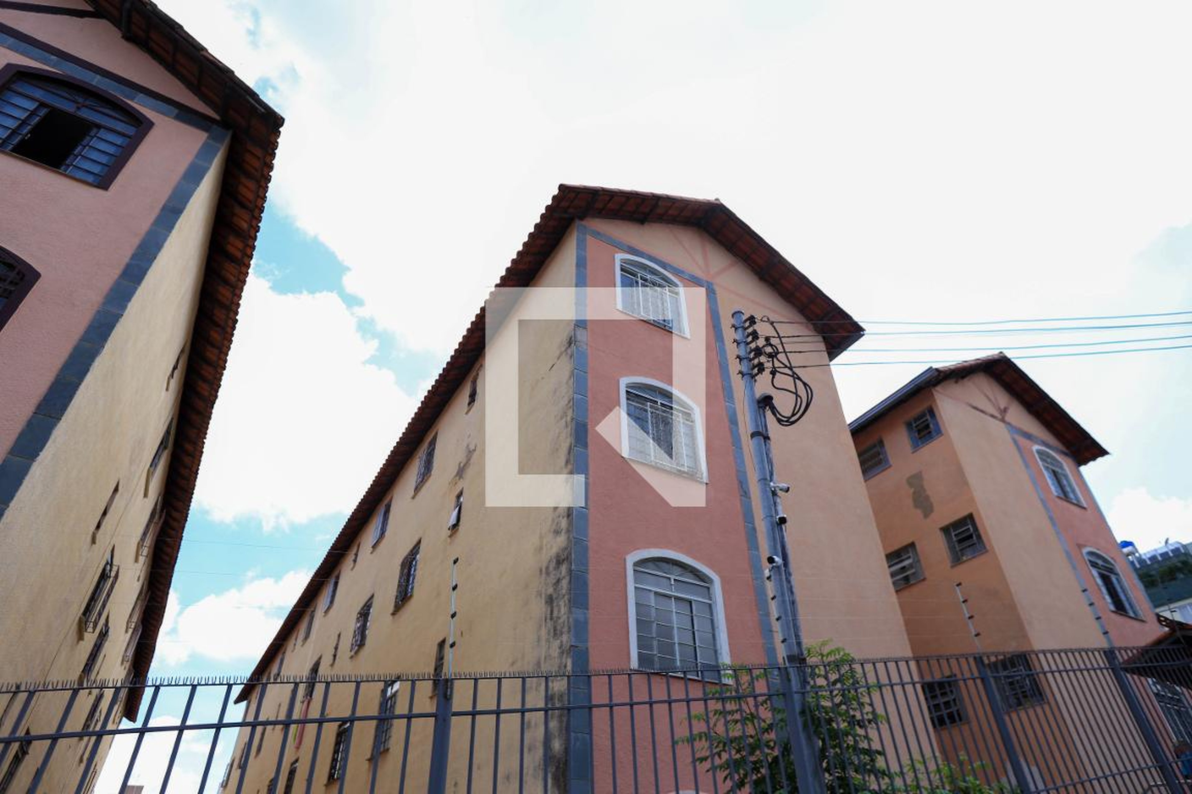 fachada Condomínio Parque Sagrada Família