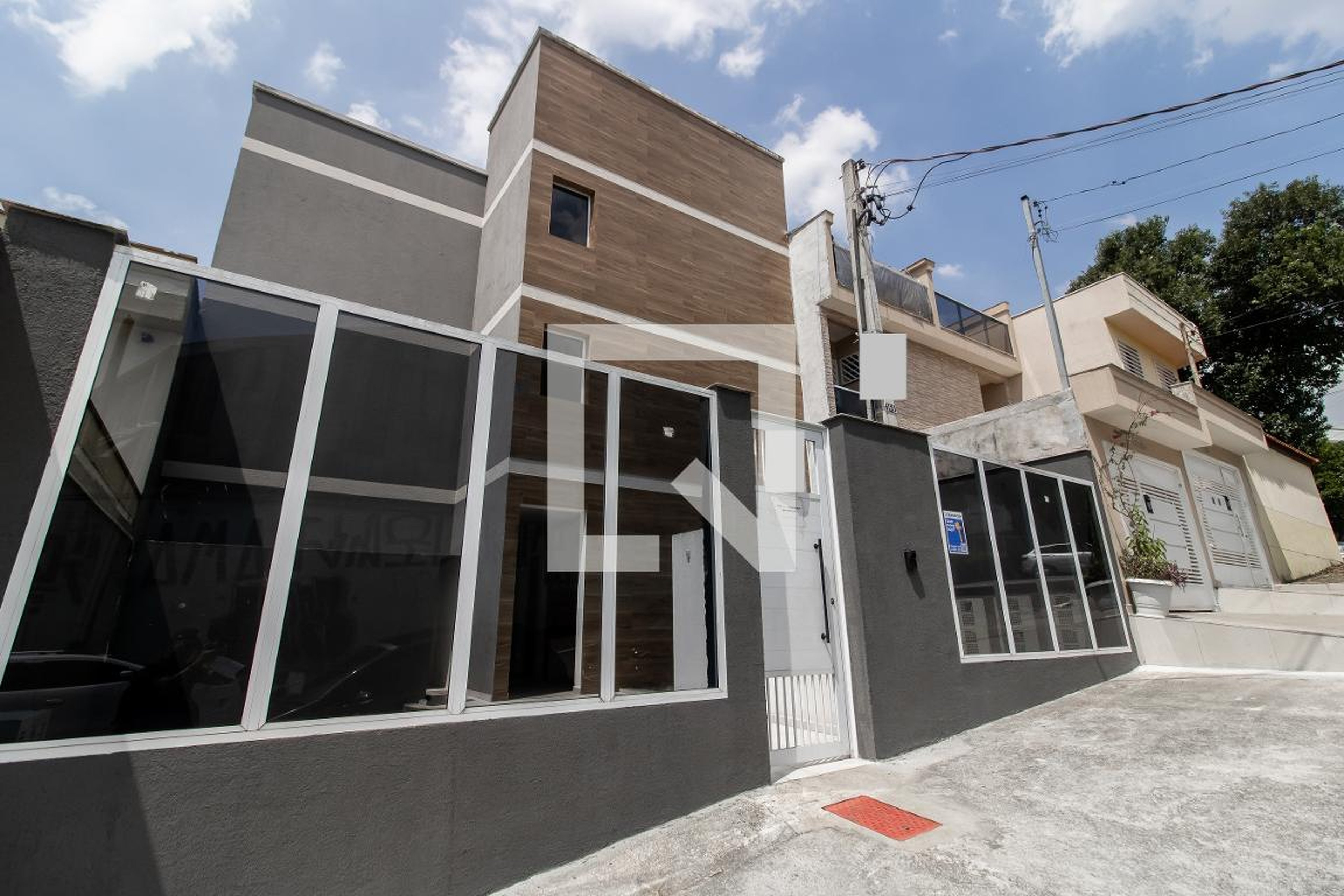 Fachada Condomínio em Rua Salgueiro, 169