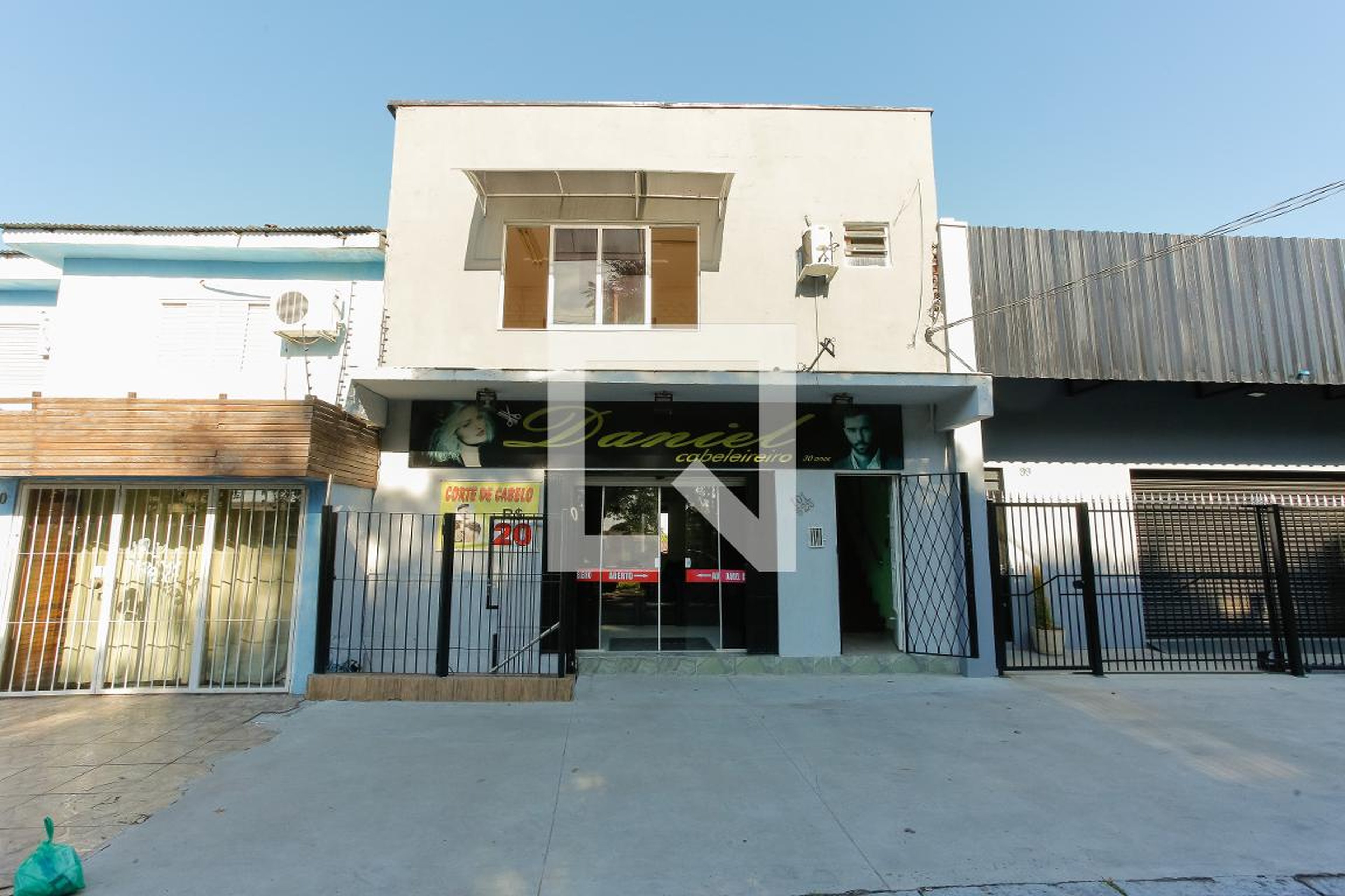 Fachada do Prédio Condomínio em Avenida Bernardino de Oliveira Paim, 101