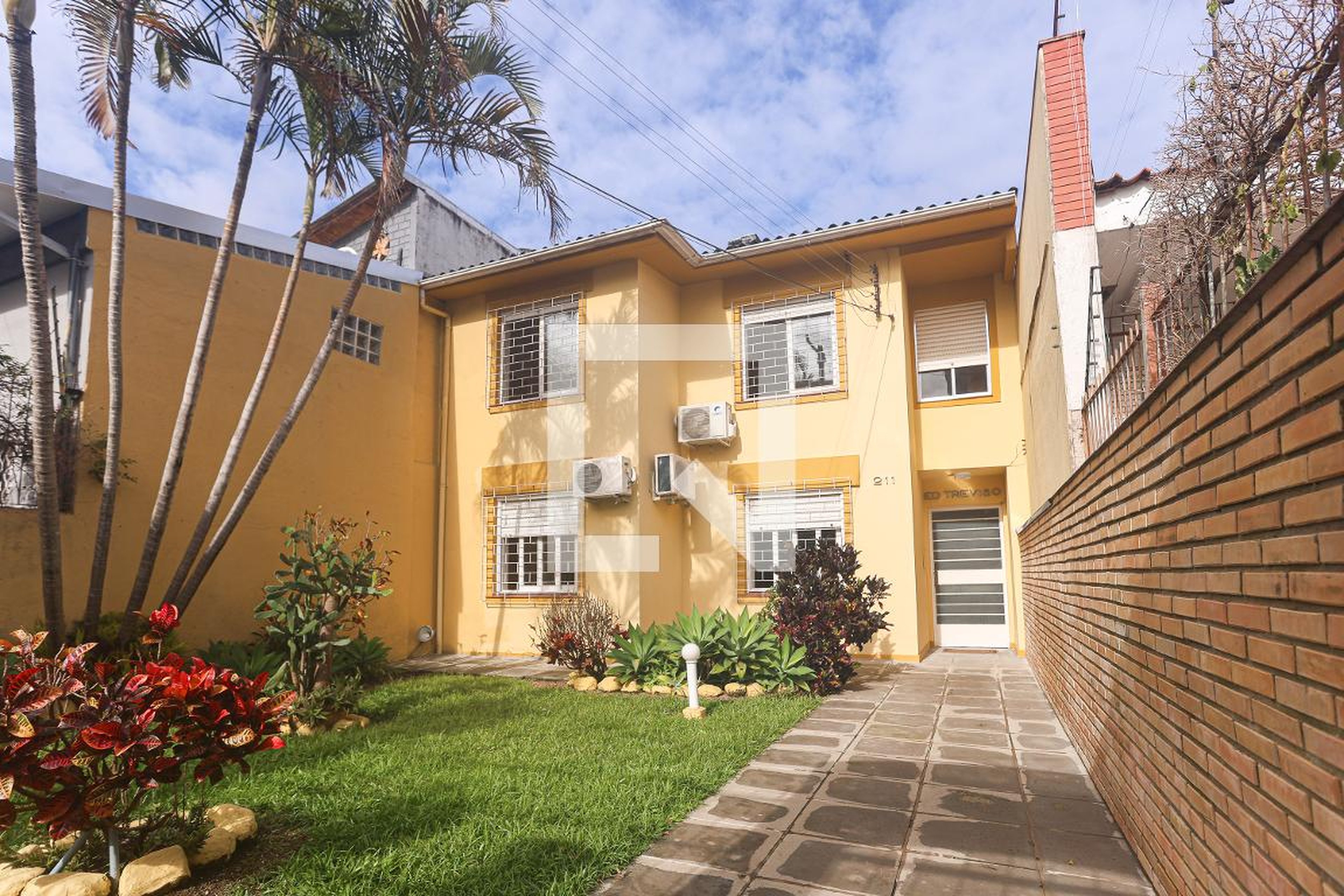 Fachada Condomínio em Rua Surupá, 211