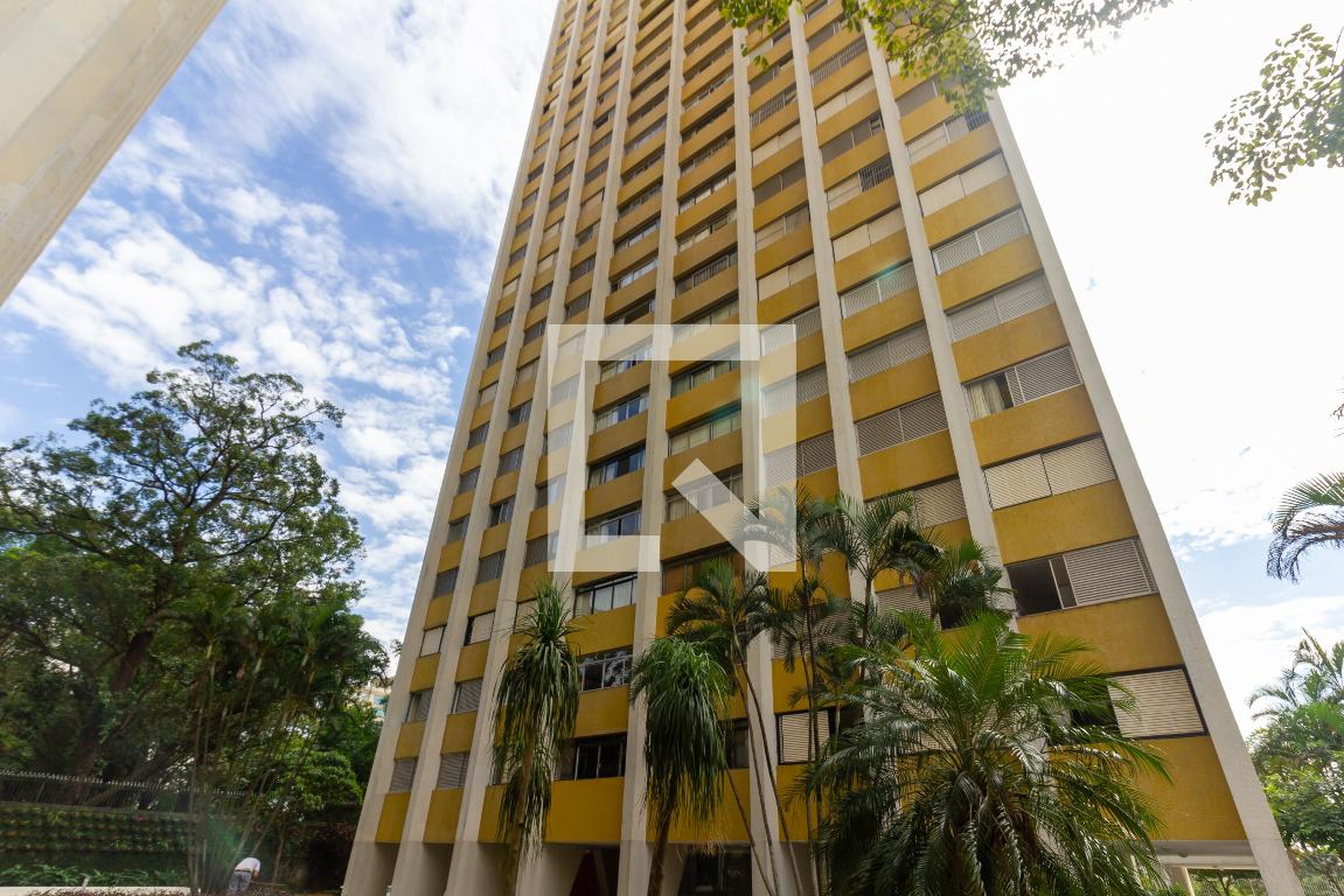 Fachada do Prédio Condomínio RUA Cayowaa, 1260