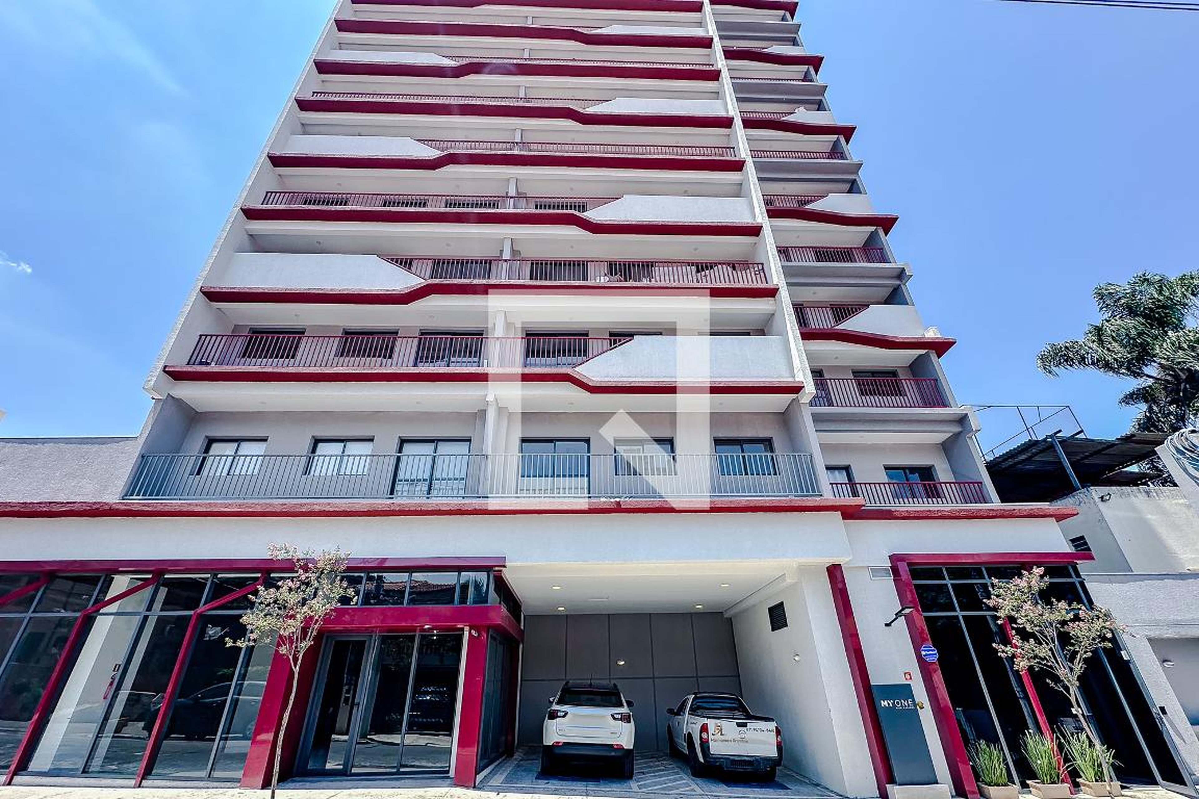 Fachada Condomínio em Rua Capitão Cavalcanti, 177