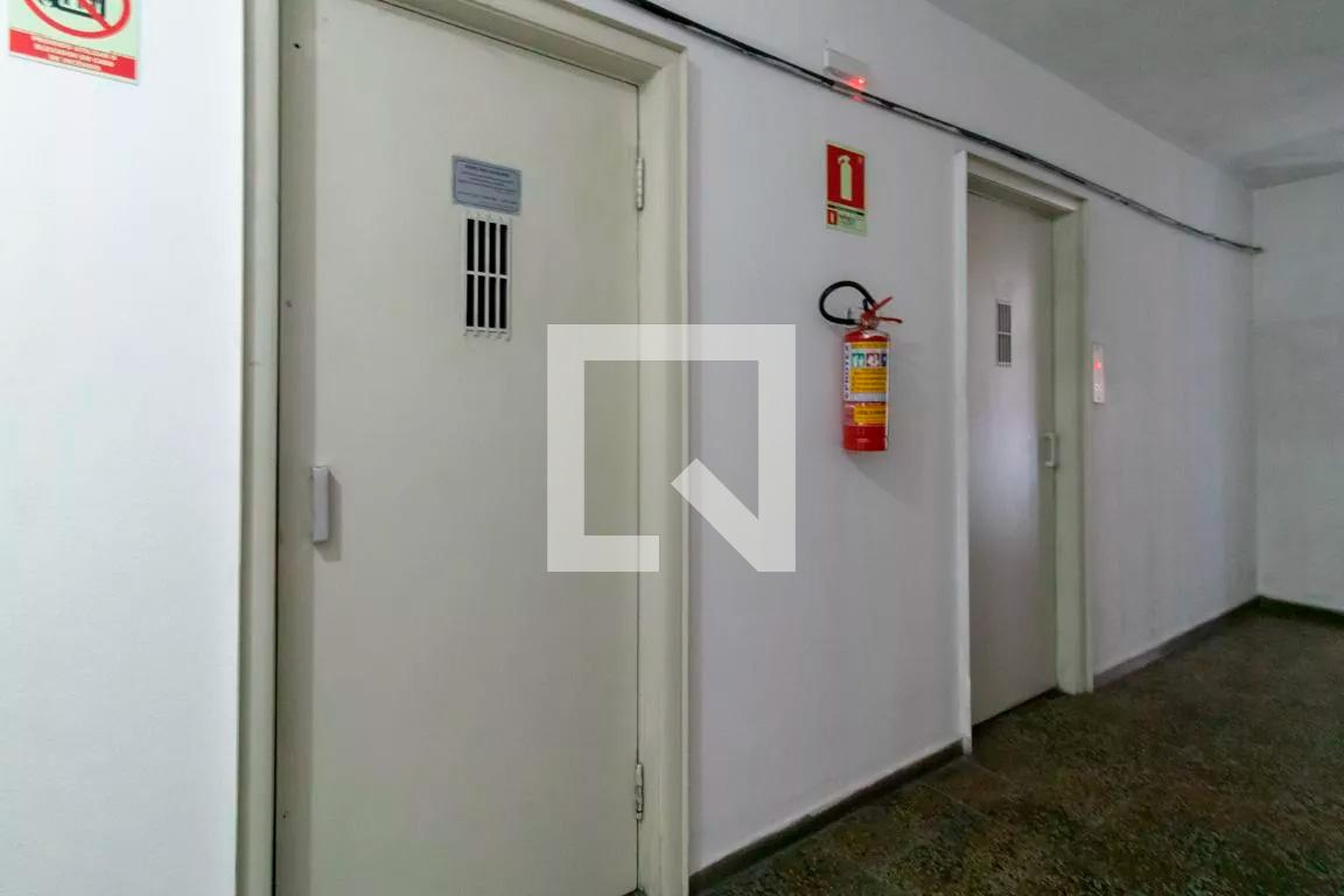 Elevador - Edifício Costa Faria
