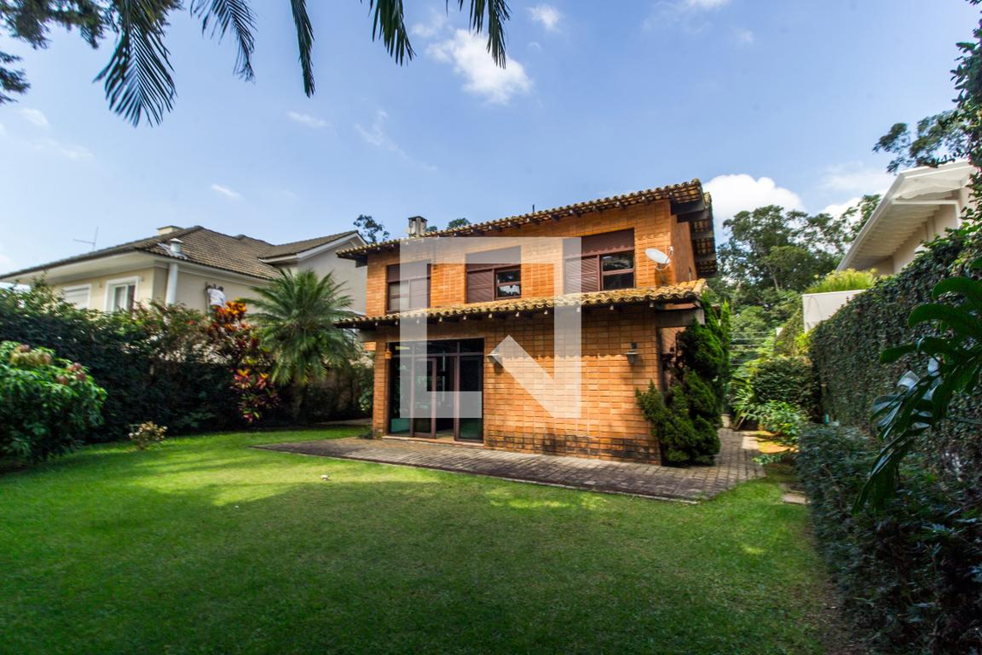 Fachada Condomínio em Alameda Bélgica, 152