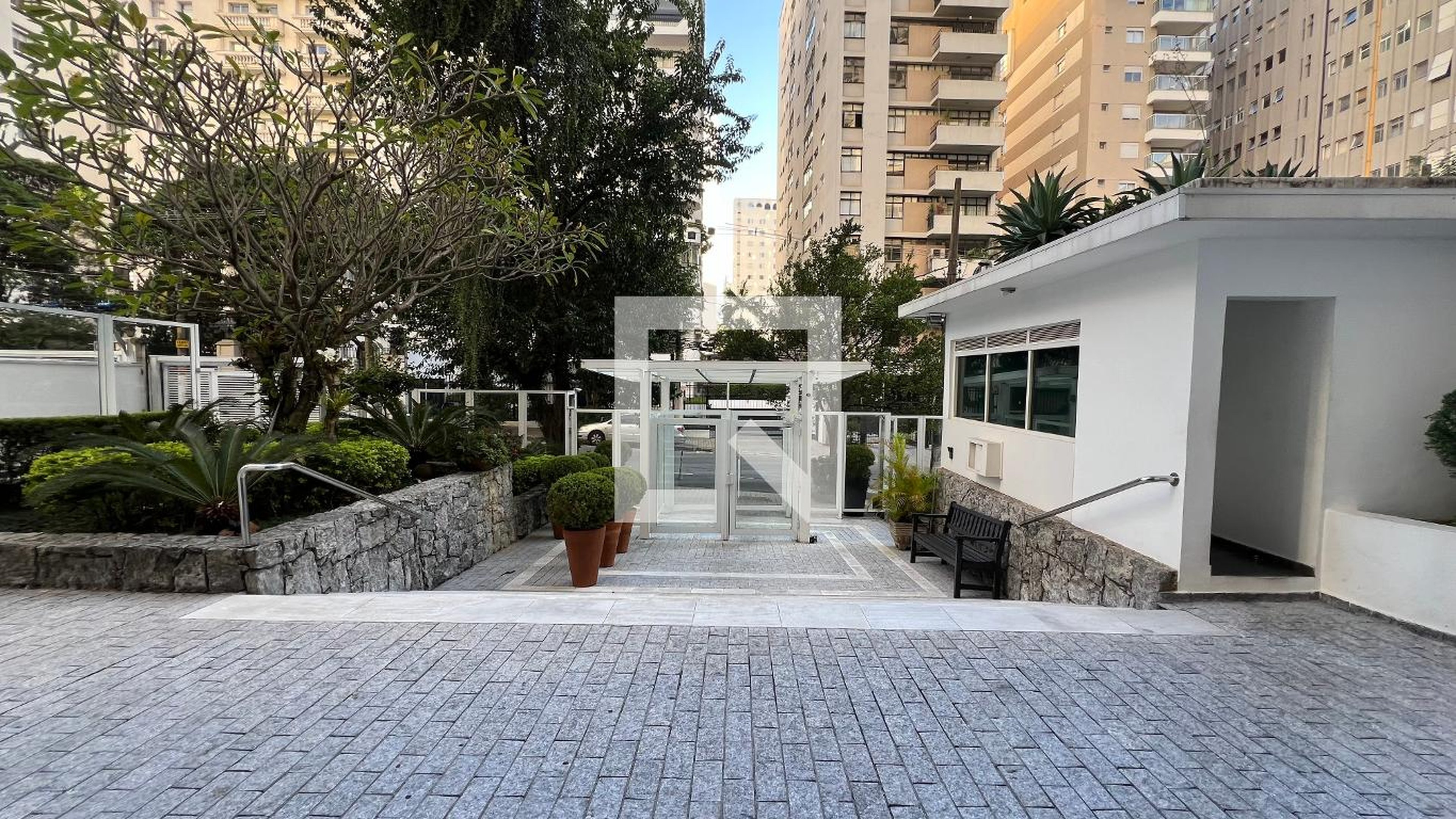 Entrada - Edifício Corupá