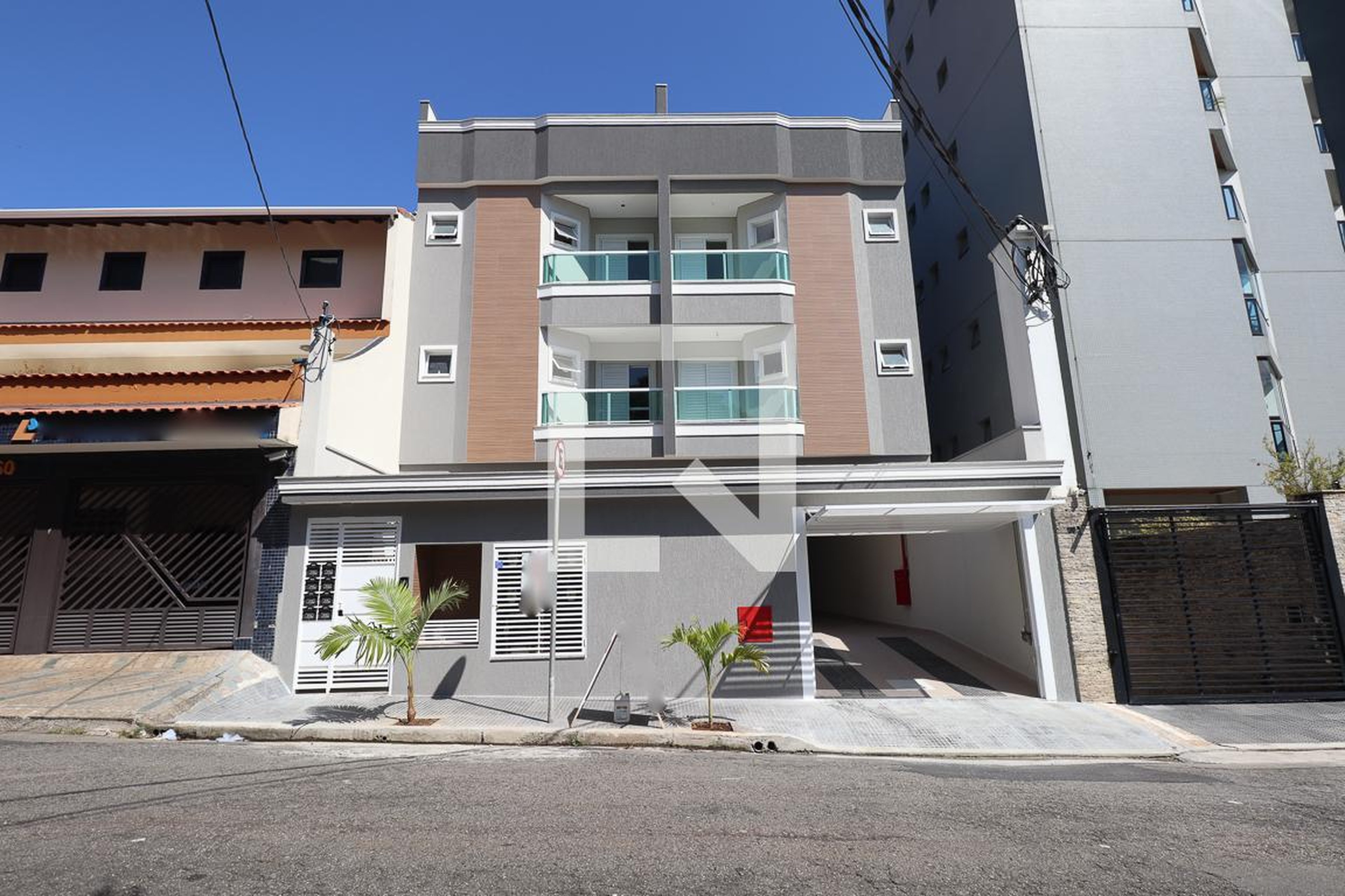 Fachada Condomínio em Rua Kowarick, 84