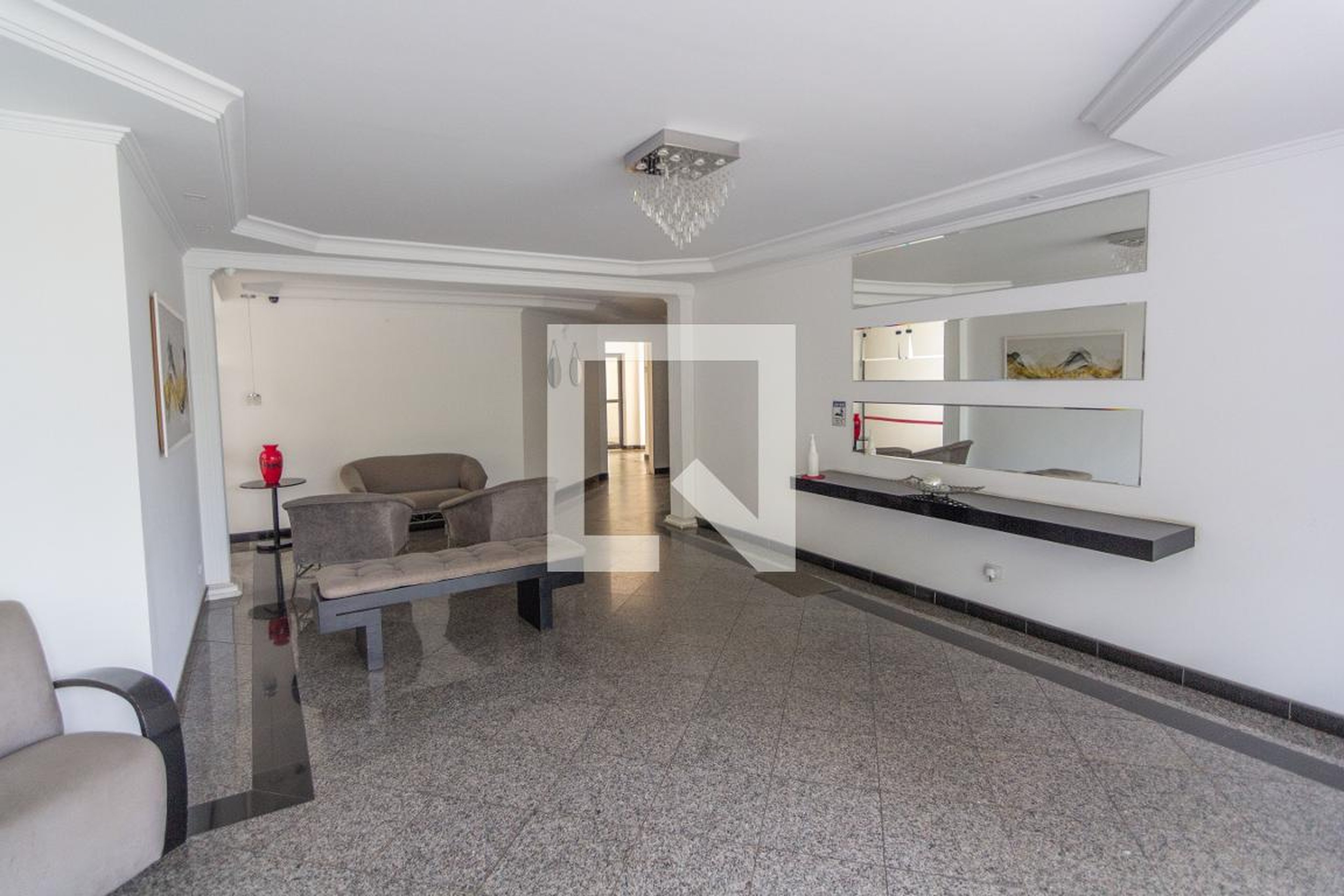Hall de entrada - Edifício Villaggio di Cosenza