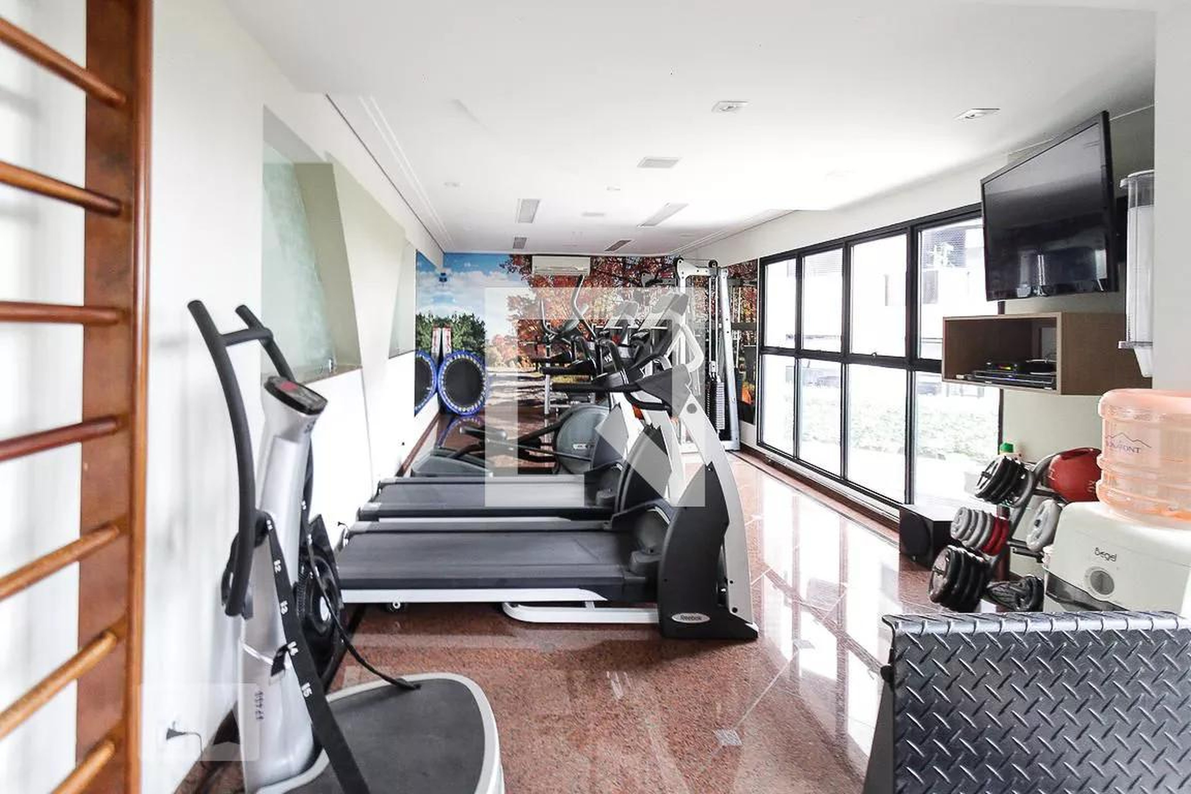 Academia - Edifício Cambridge