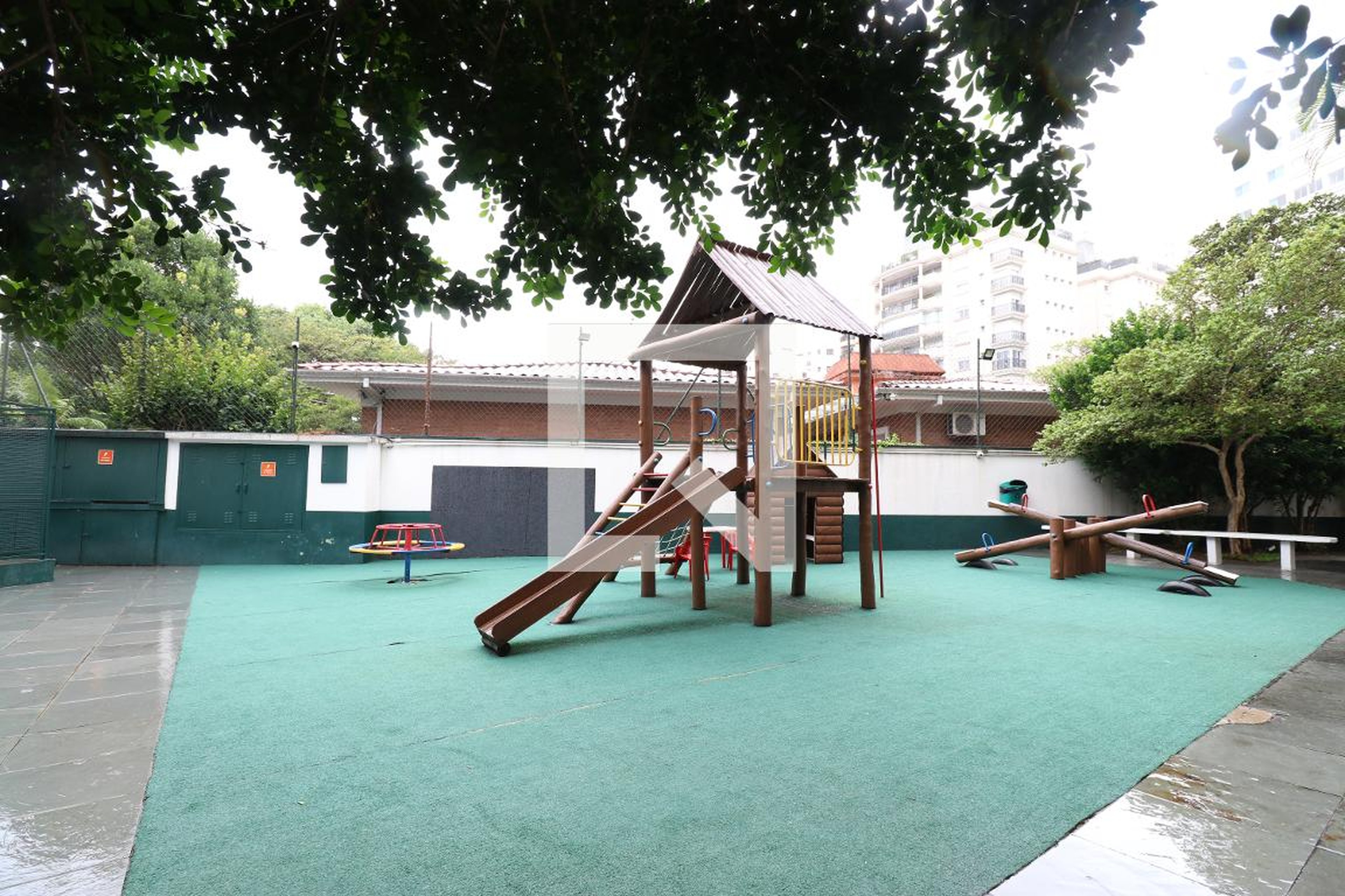 Playground - Edifícios Emile Zola e Honoré de Balzac